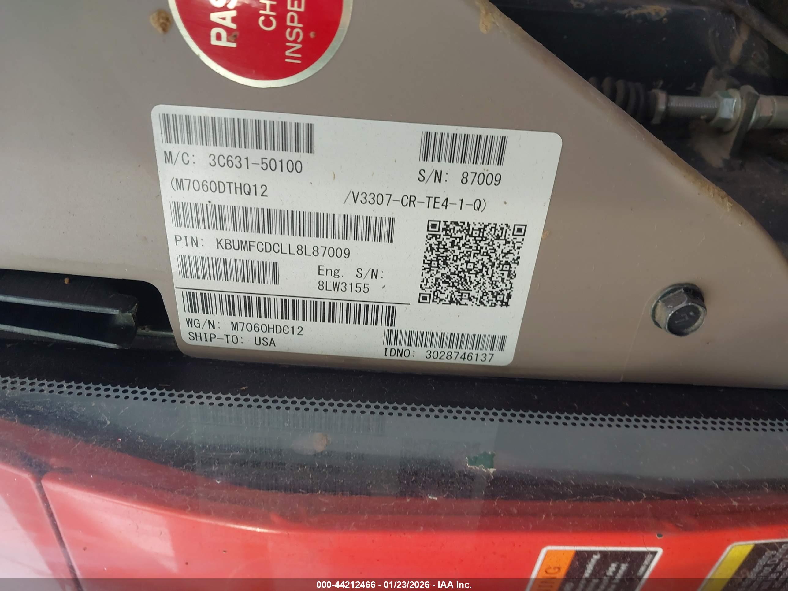 KUBOTA M7060 image 9