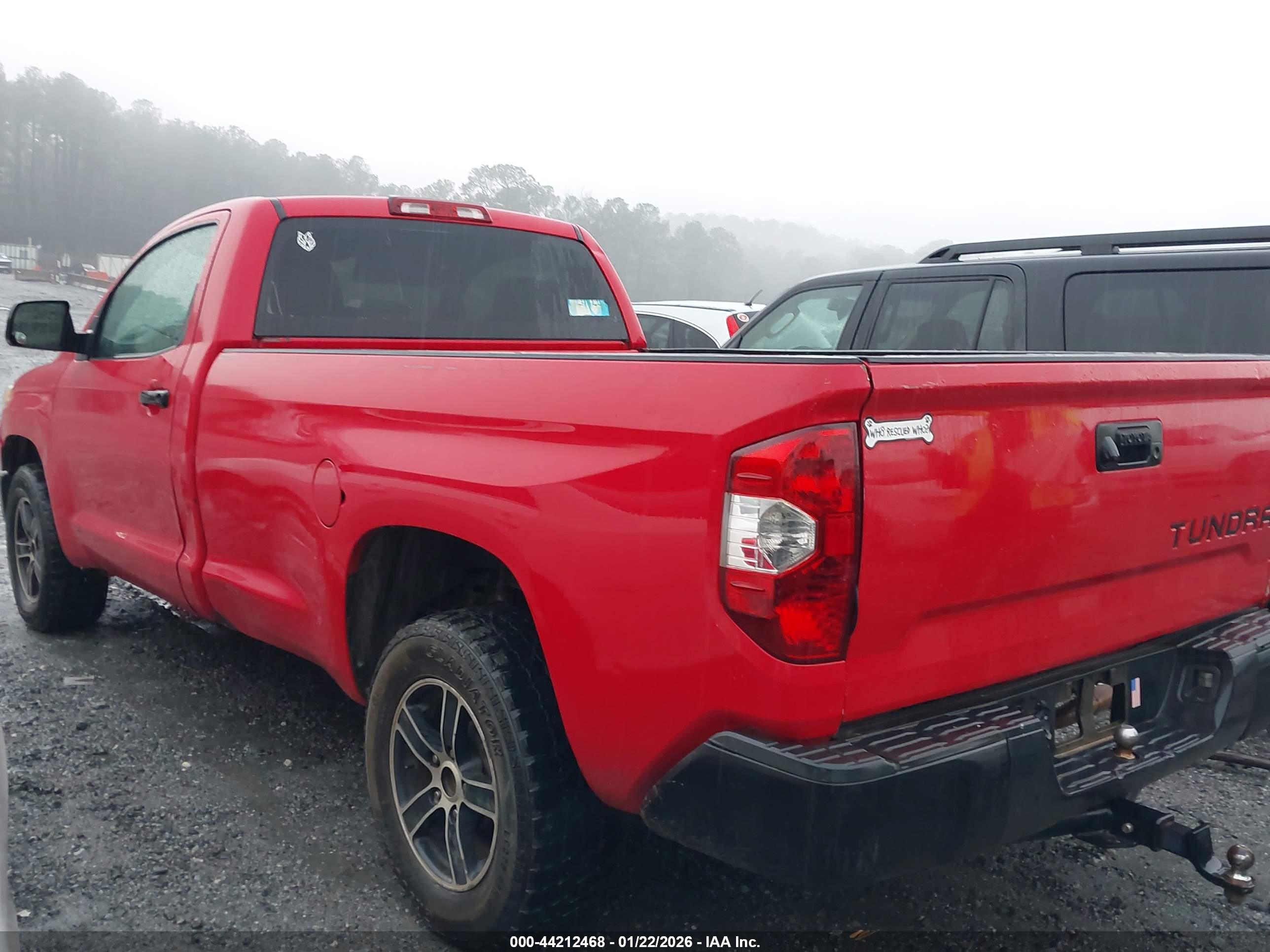 TOYOTA TUNDRA image 3