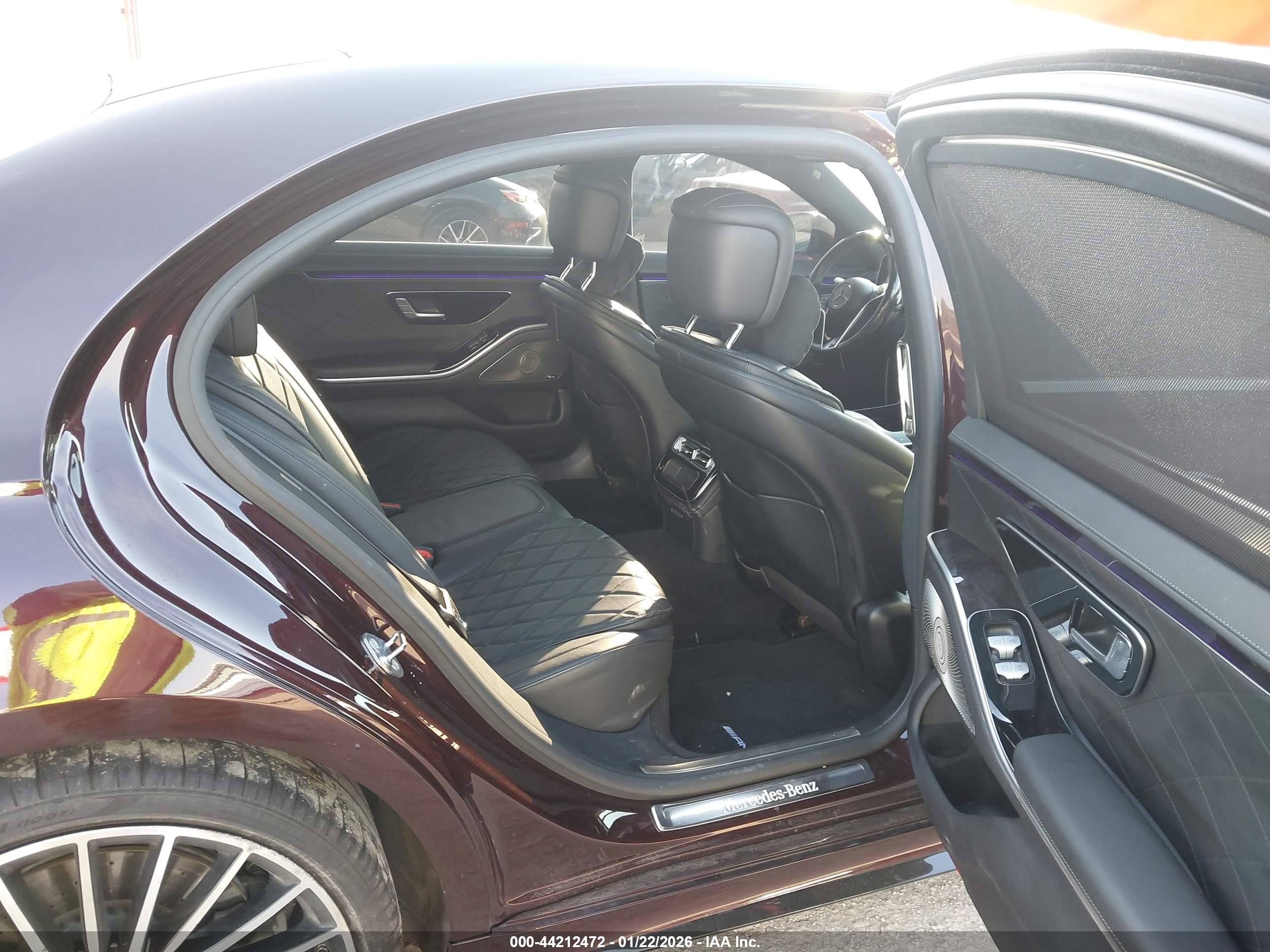 MERCEDES-BENZ S image 8