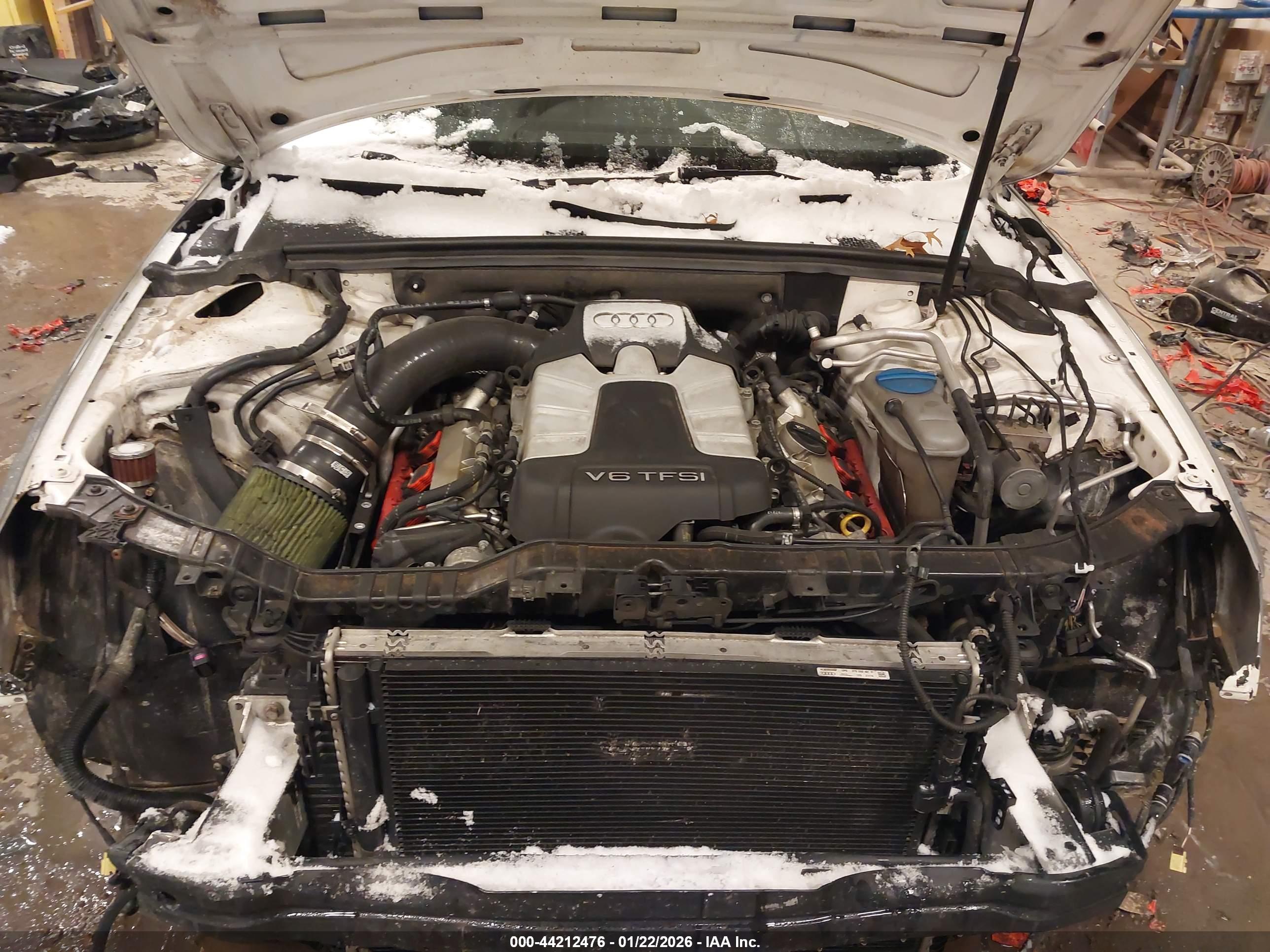 AUDI S4 image 10