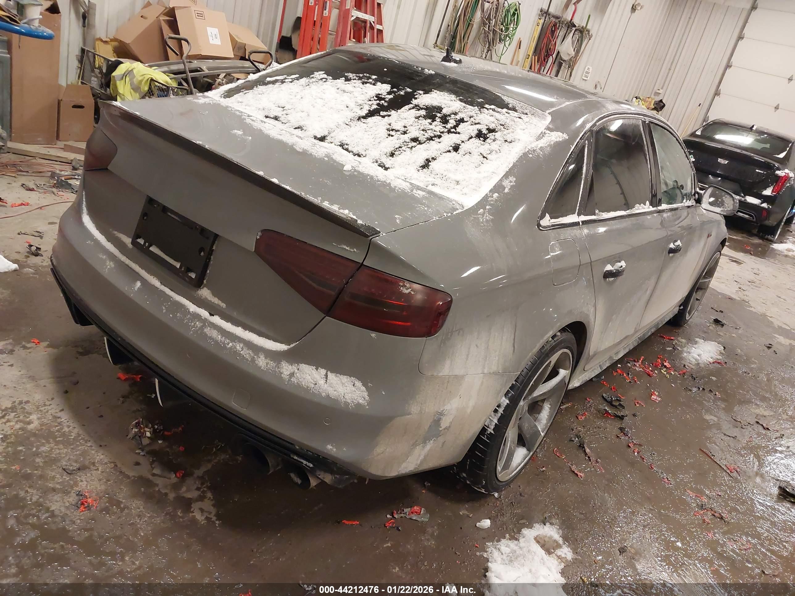 AUDI S4 image 4
