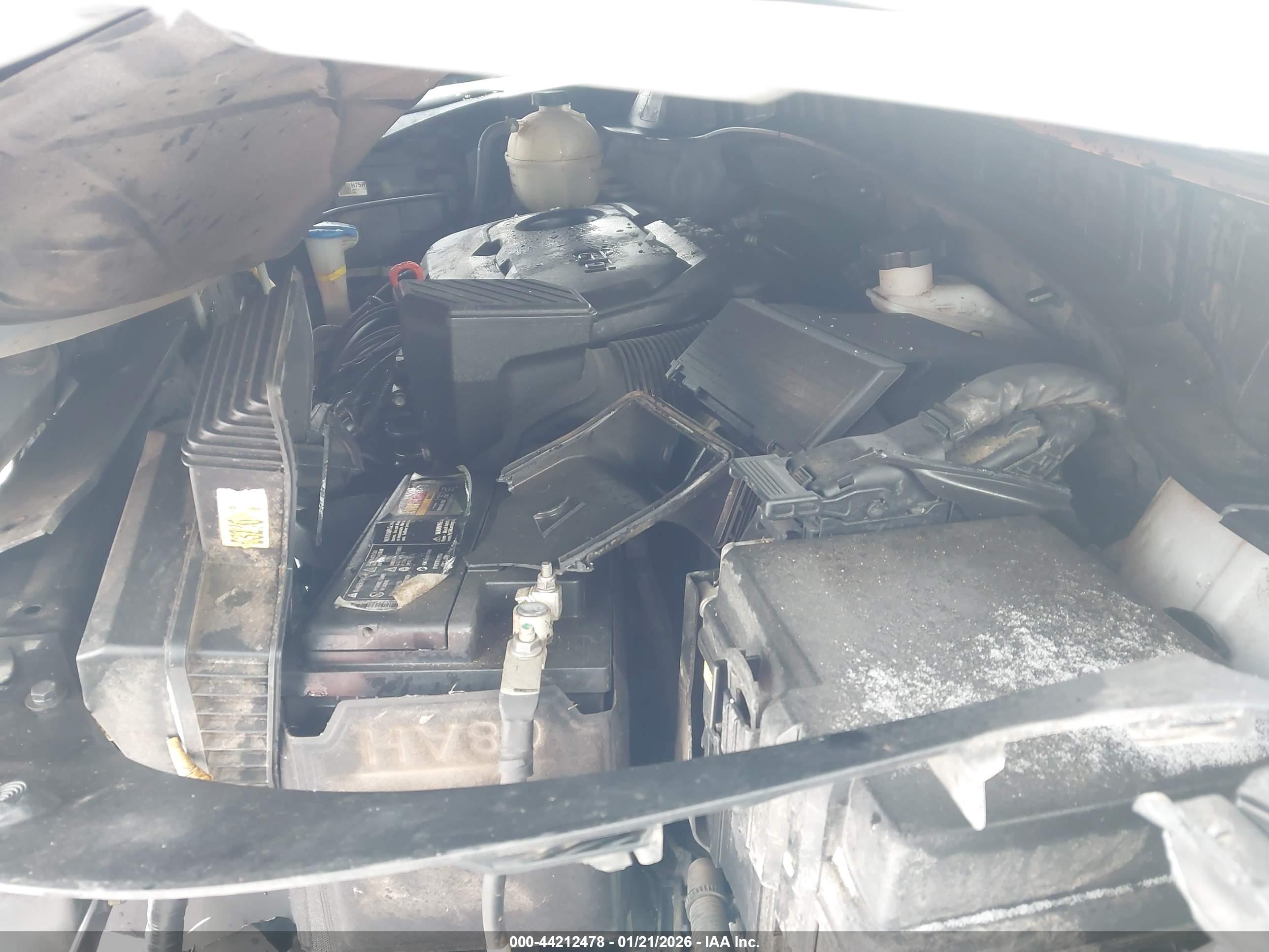 HYUNDAI TUCSON image 10