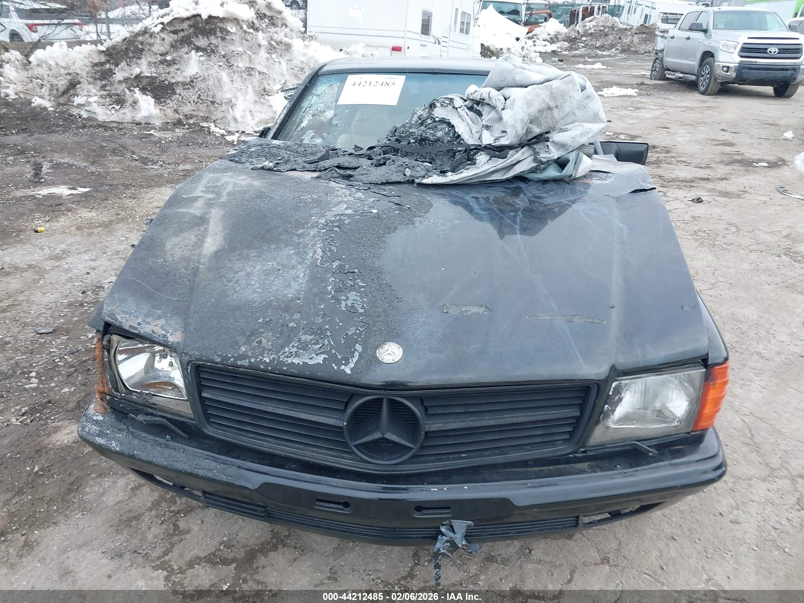 MERCEDES W126 image 10
