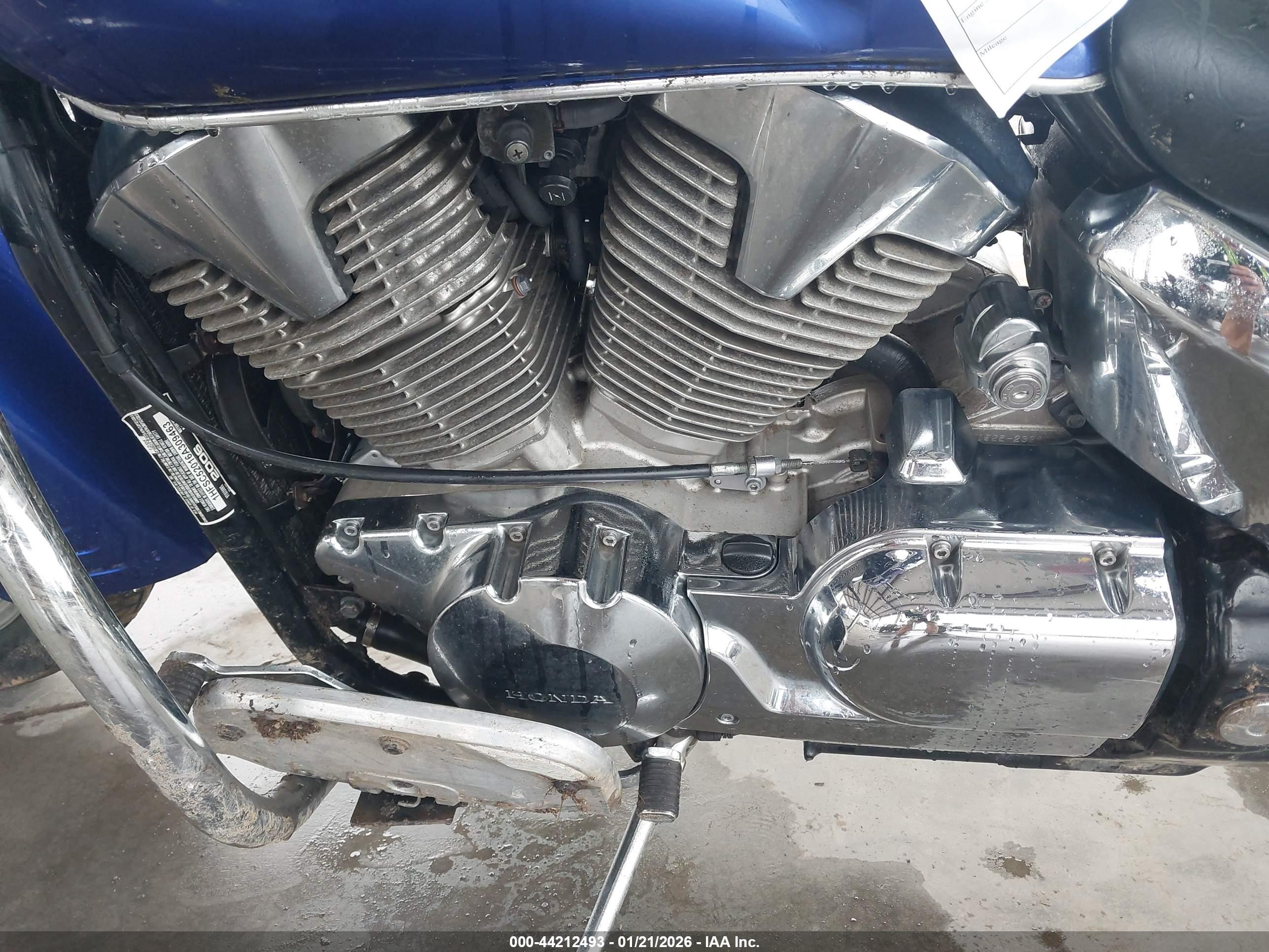 HONDA VT1300 image 9