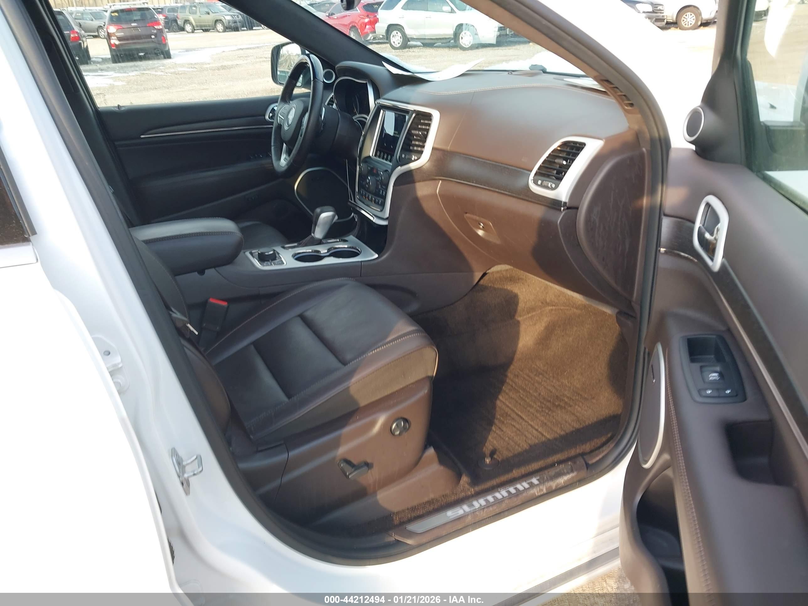 JEEP GRAND image 5