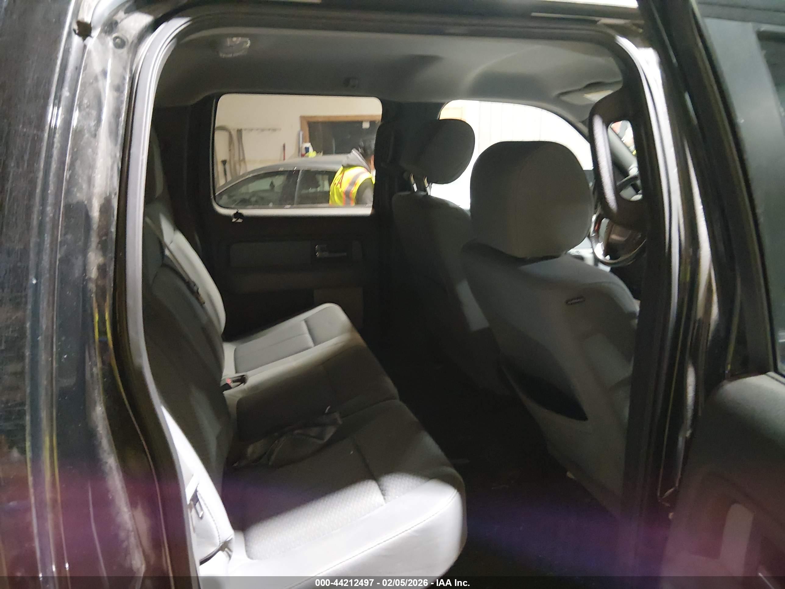 FORD F-150 image 8
