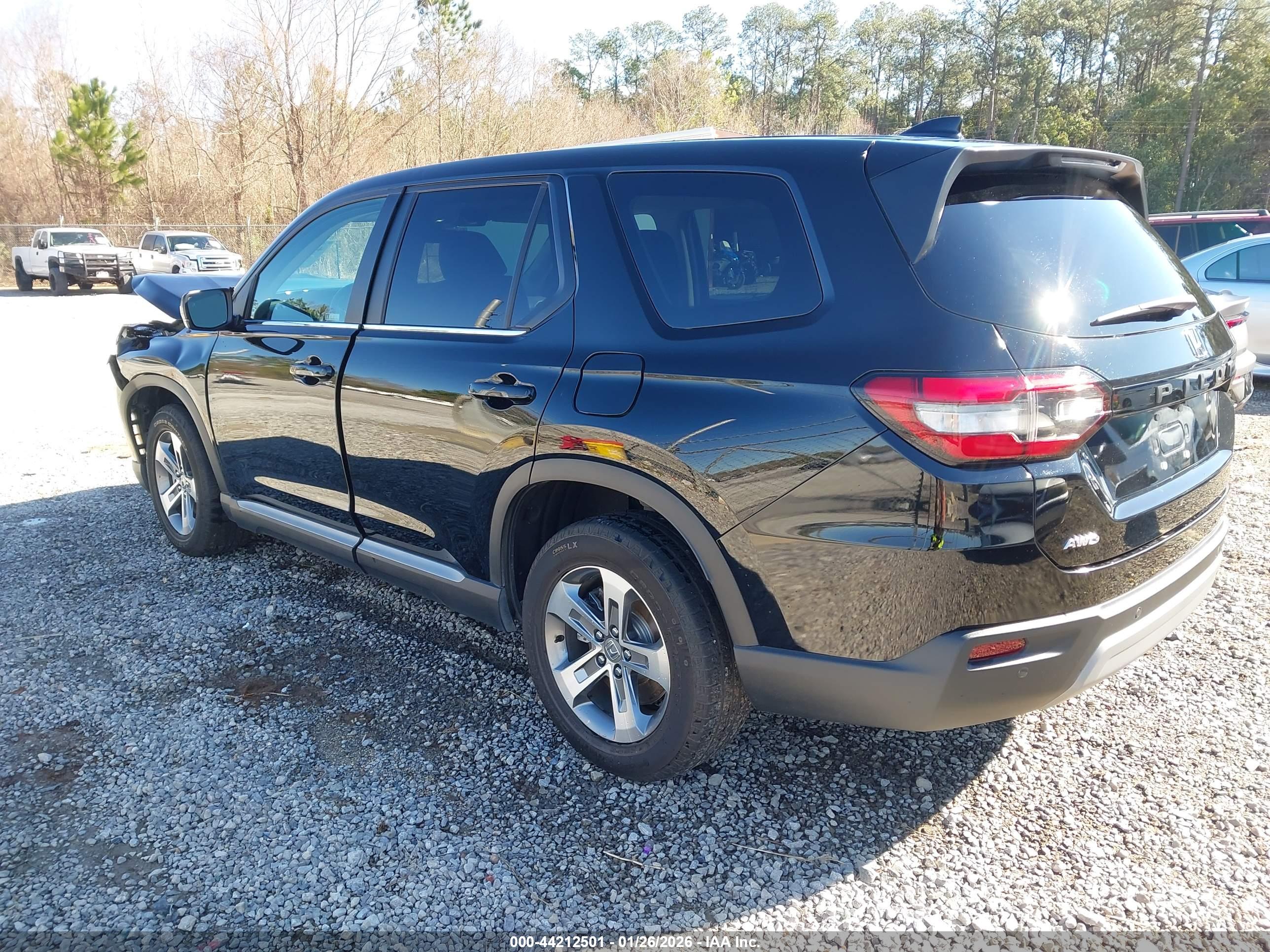 HONDA PILOT image 3