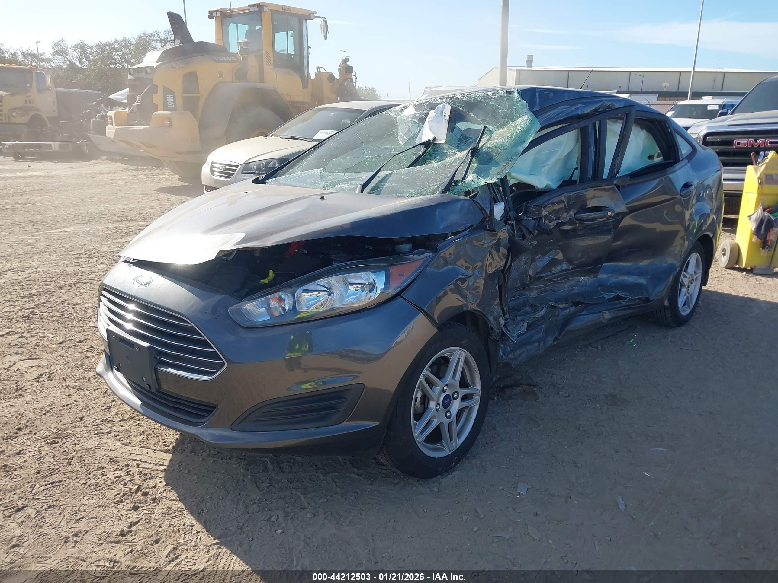 FORD FIESTA image 2