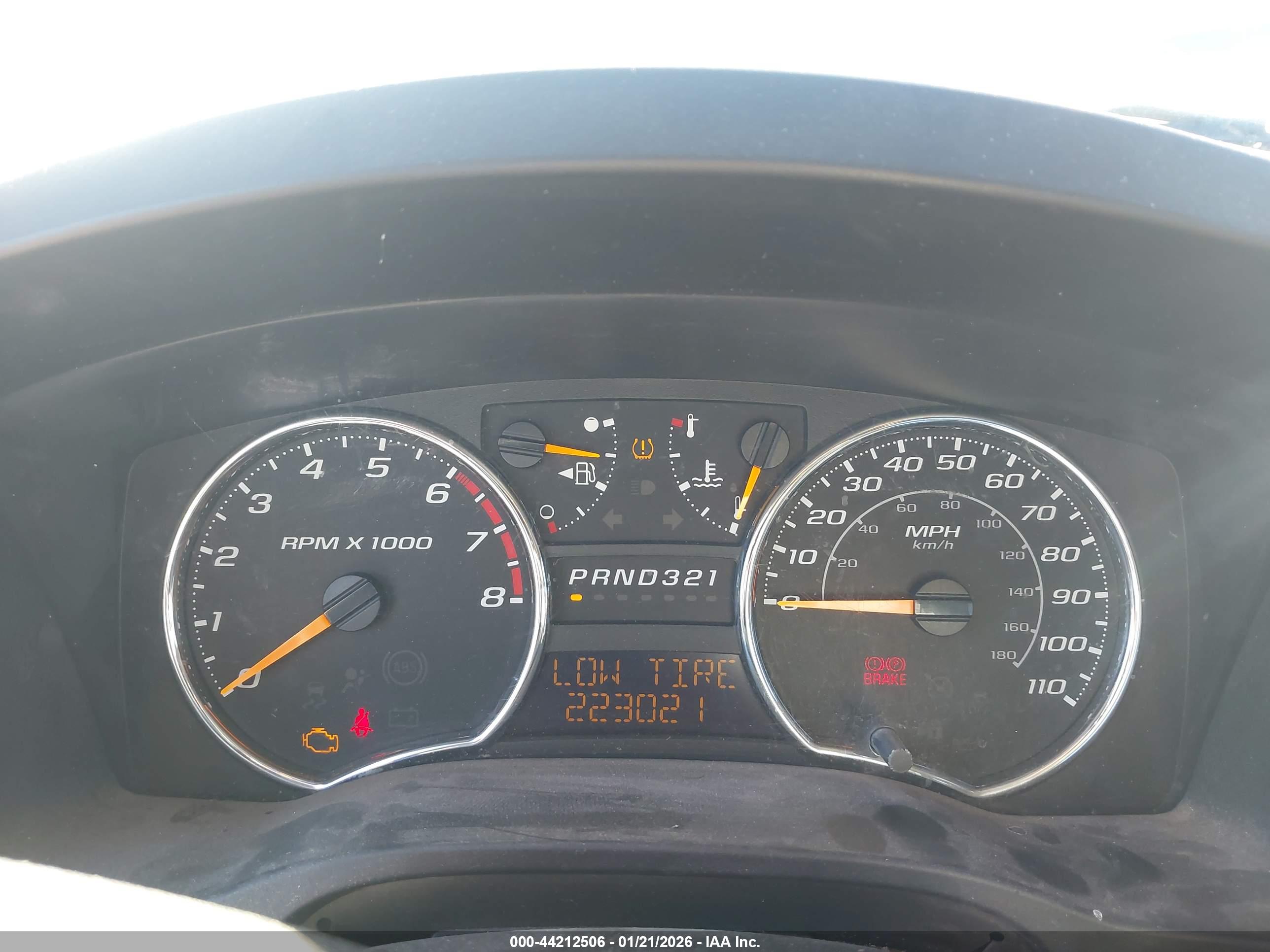 CHEVROLET COLORADO image 7