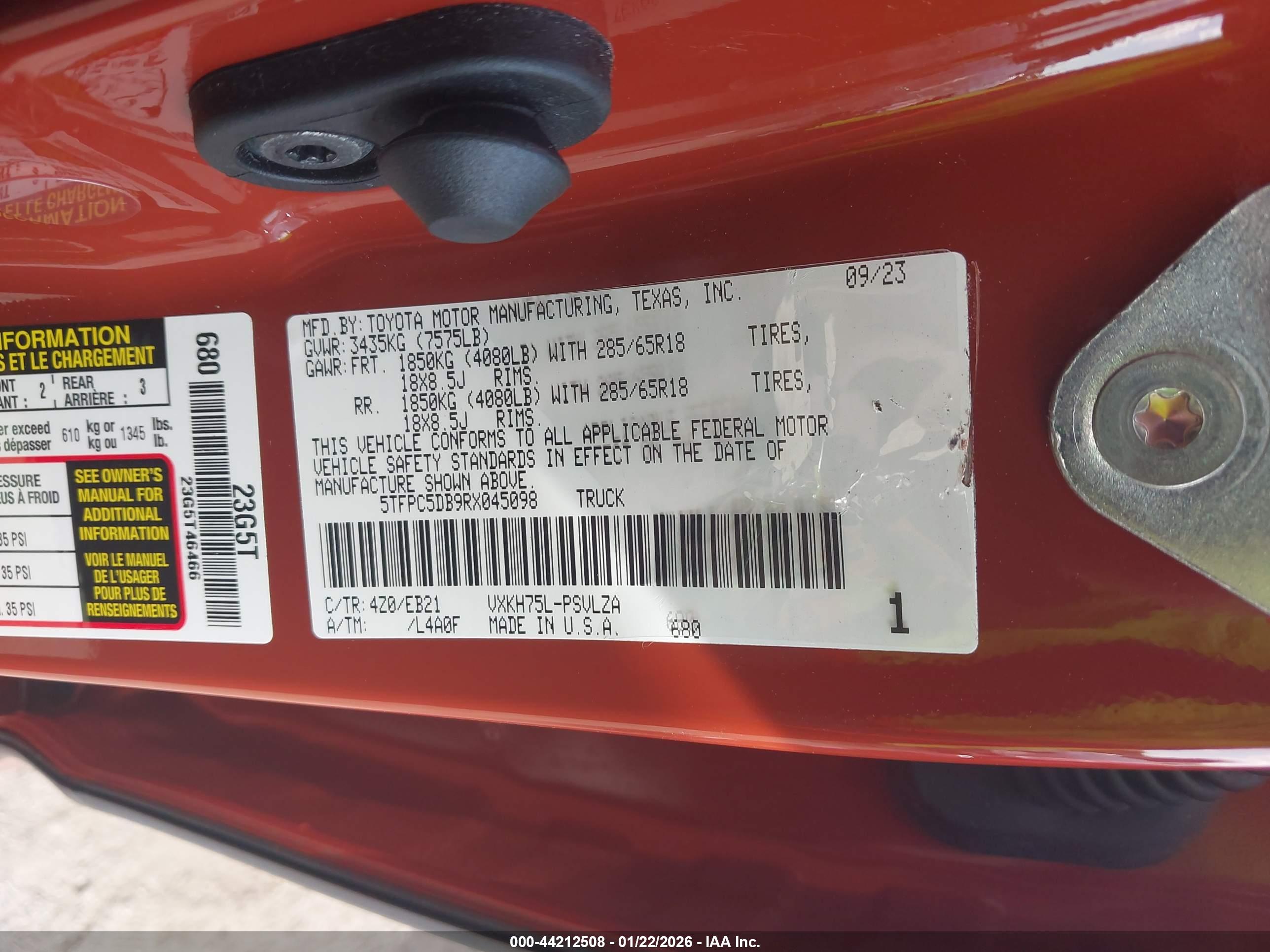 TOYOTA TUNDRA image 9