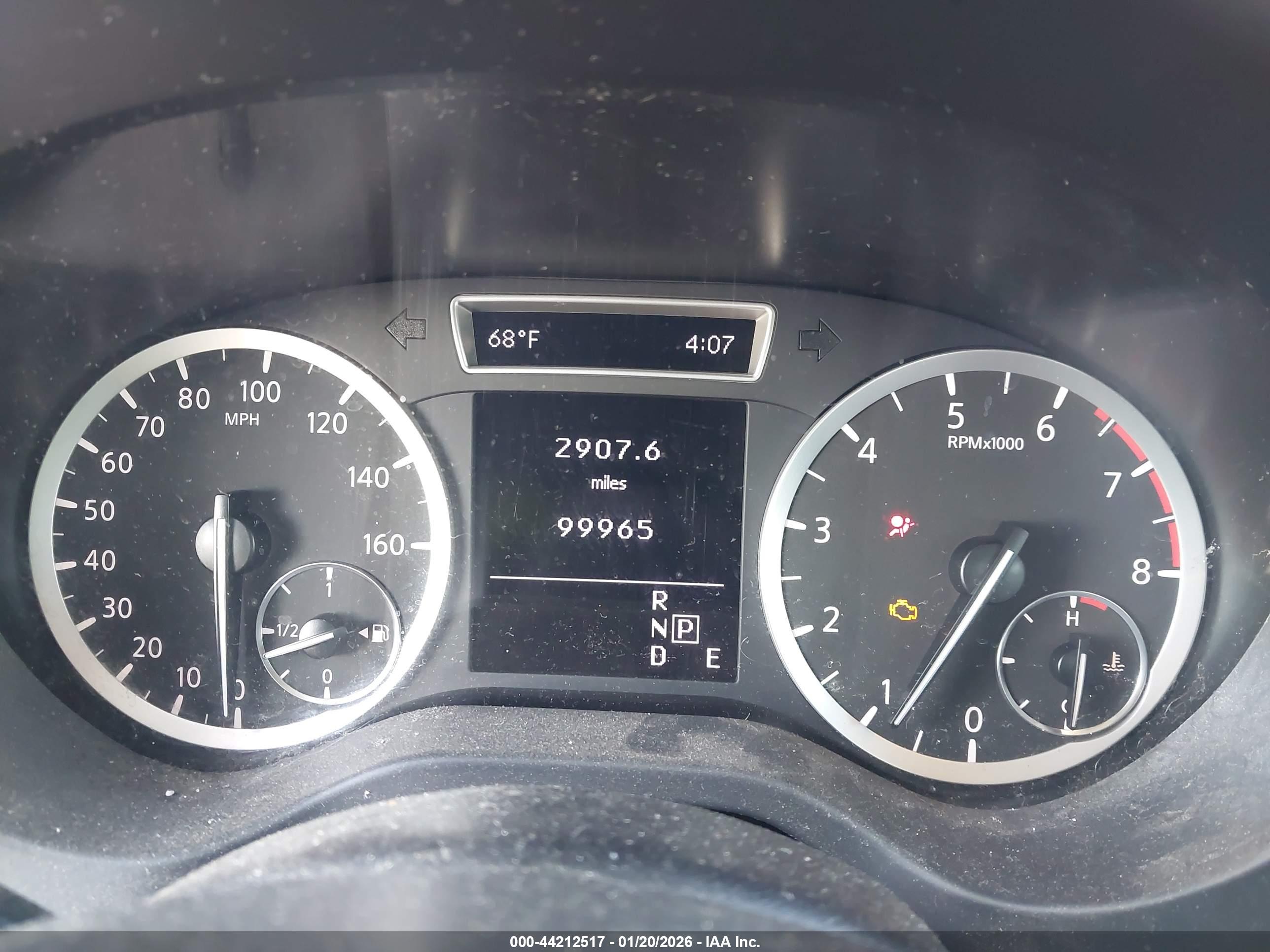 INFINITI QX30 image 7