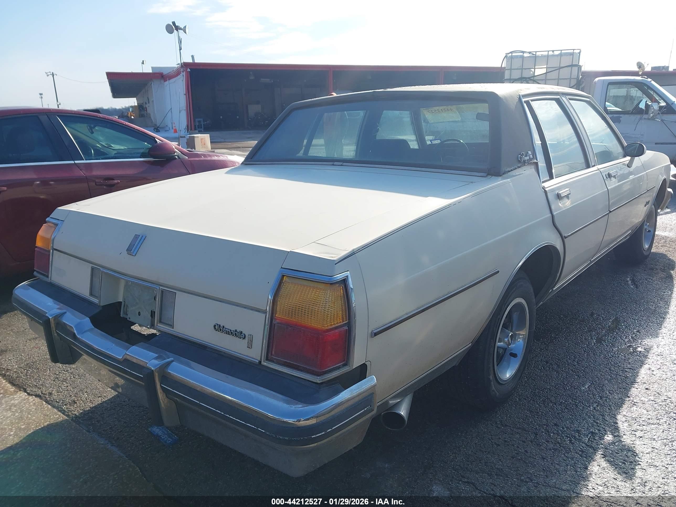 OLDSMOBILE DELTA image 4
