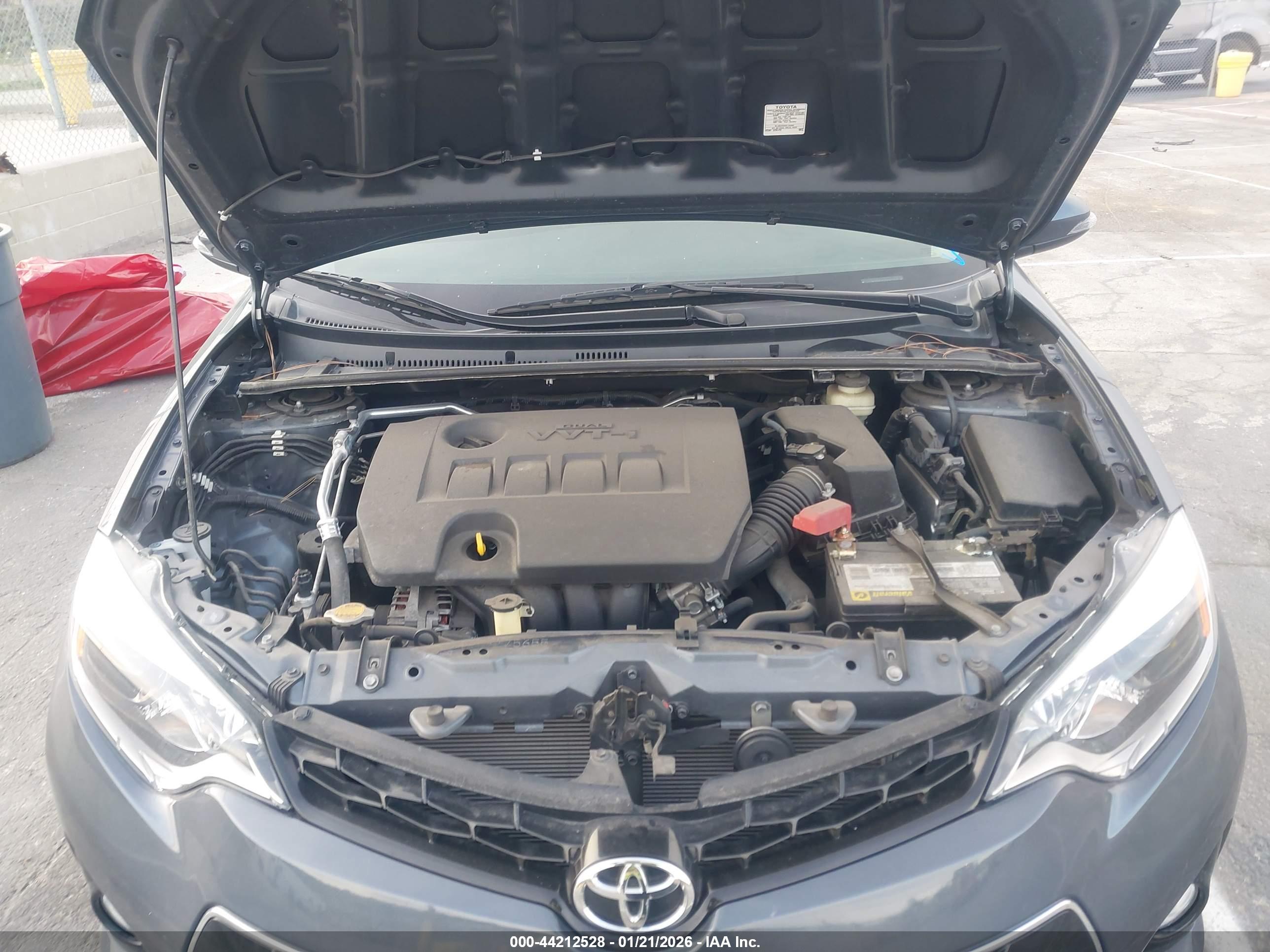 TOYOTA COROLLA image 10