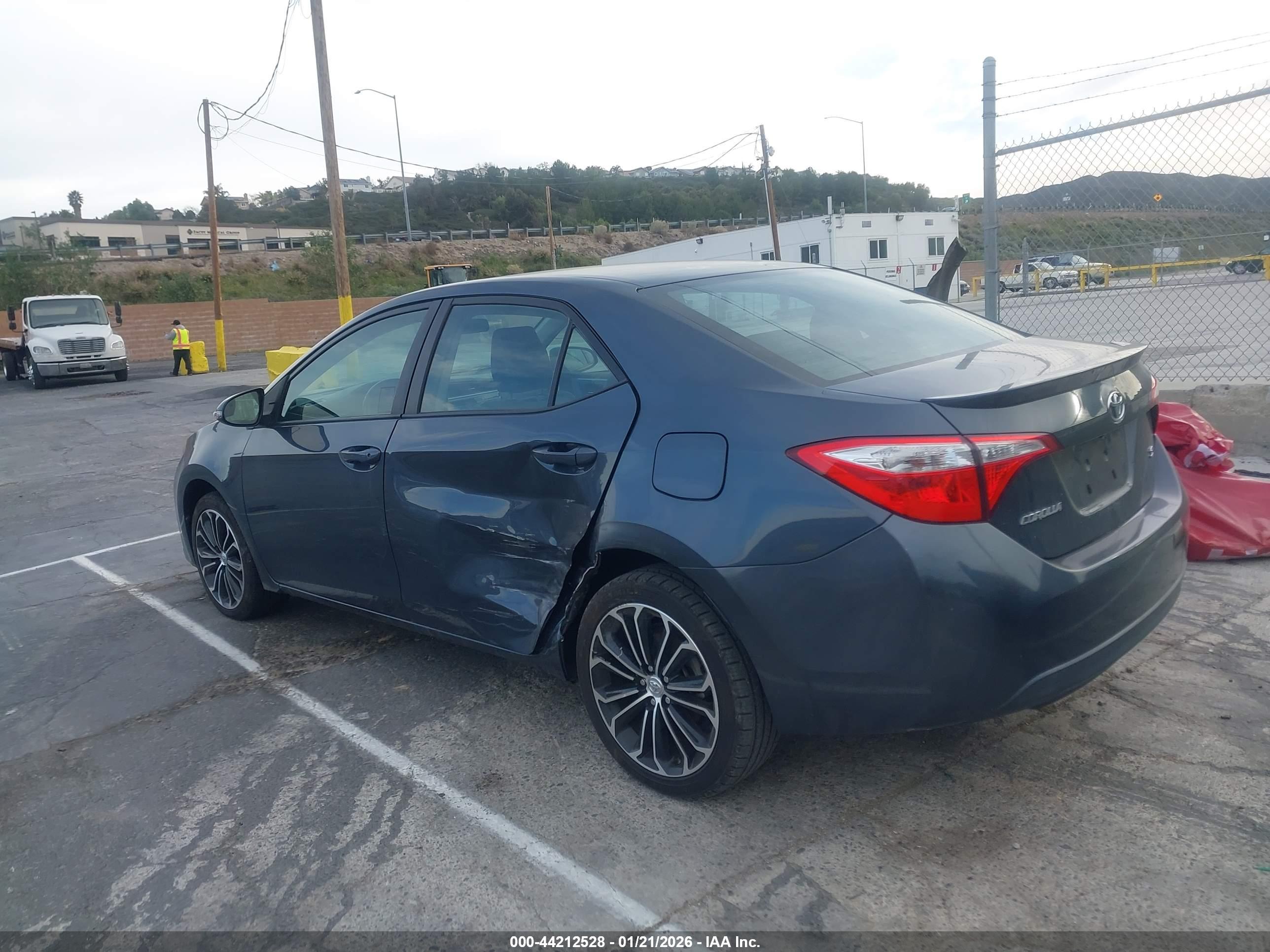 TOYOTA COROLLA image 3