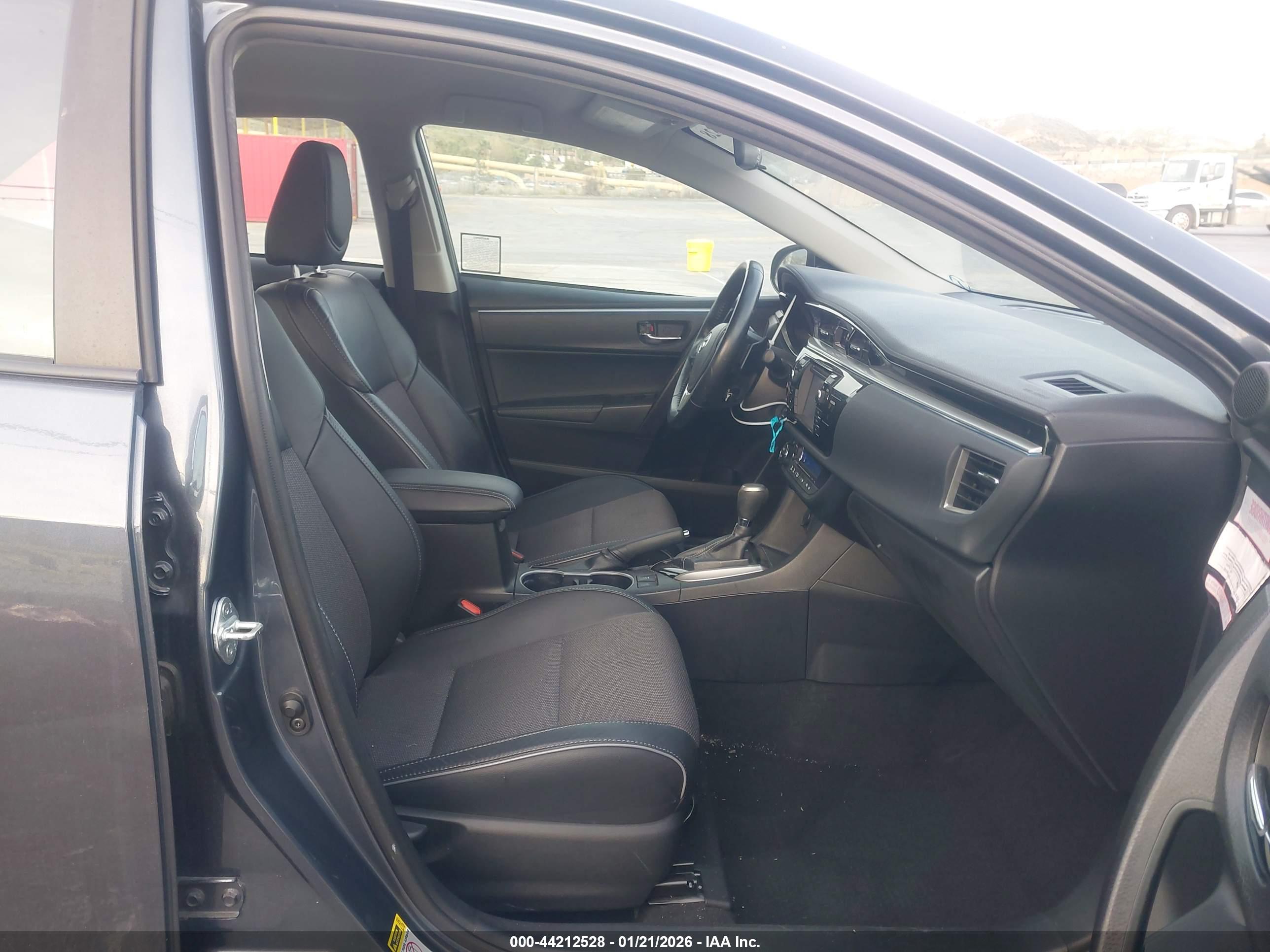 TOYOTA COROLLA image 5