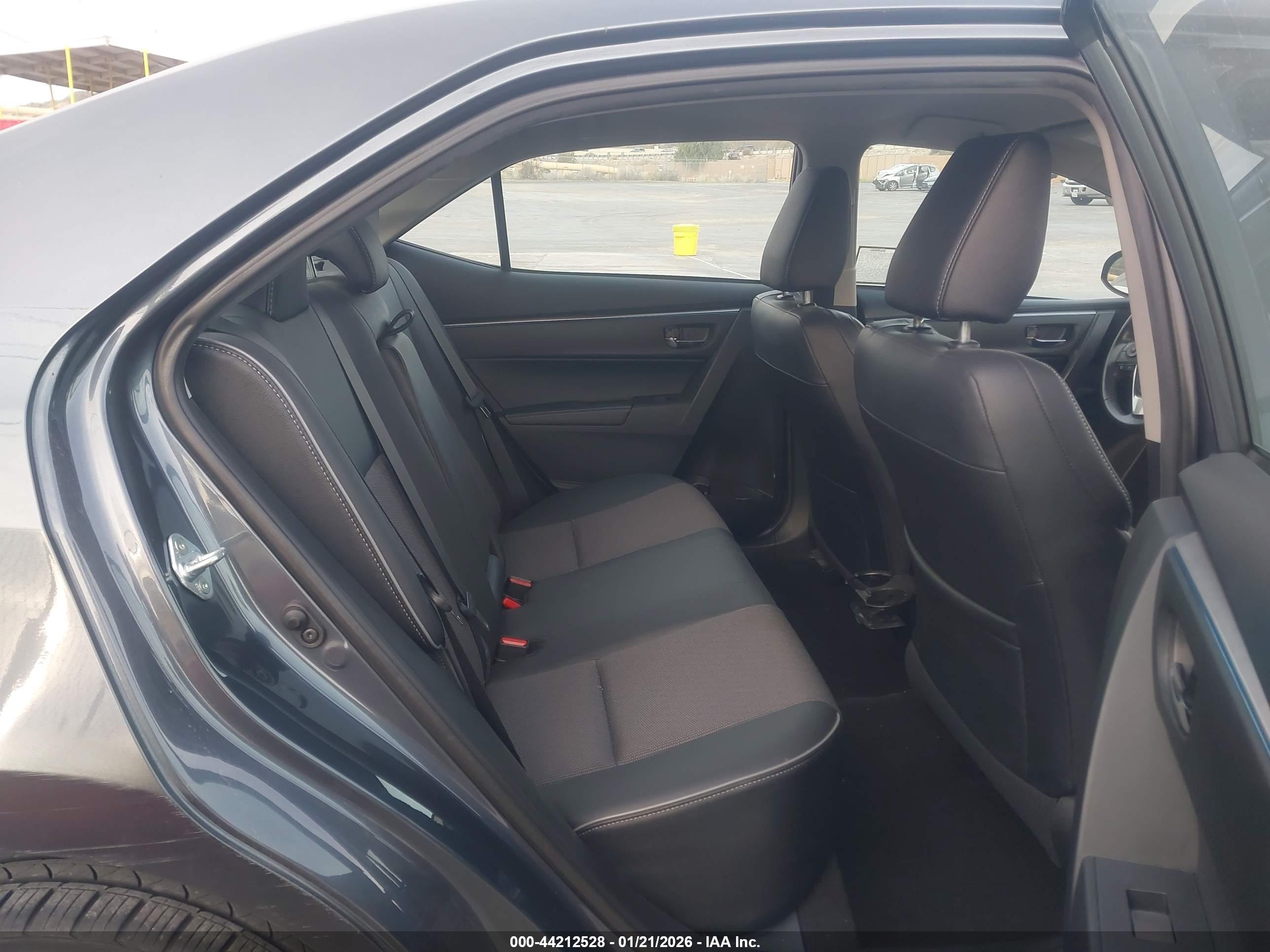 TOYOTA COROLLA image 8