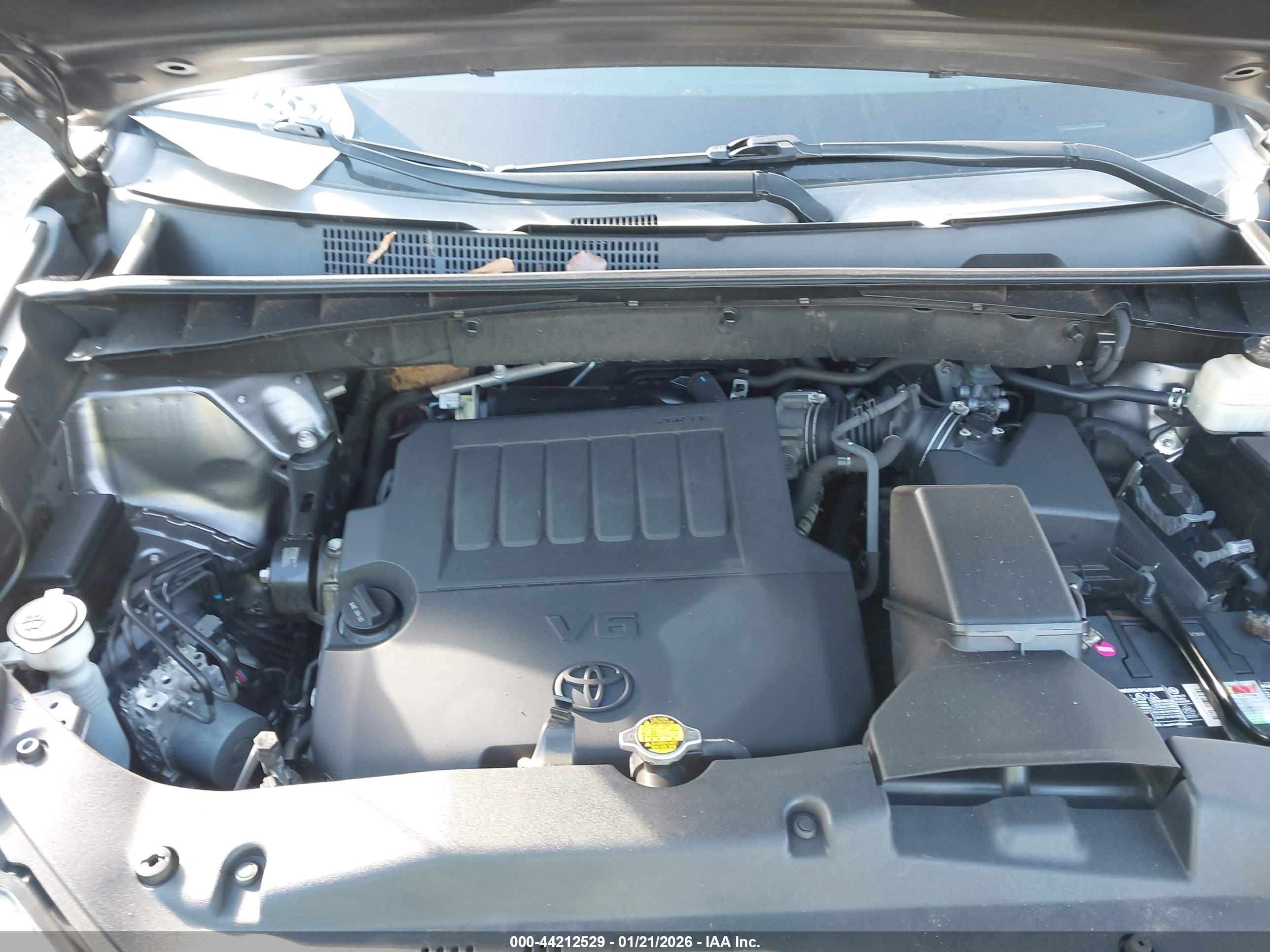 TOYOTA HIGHLANDER image 10