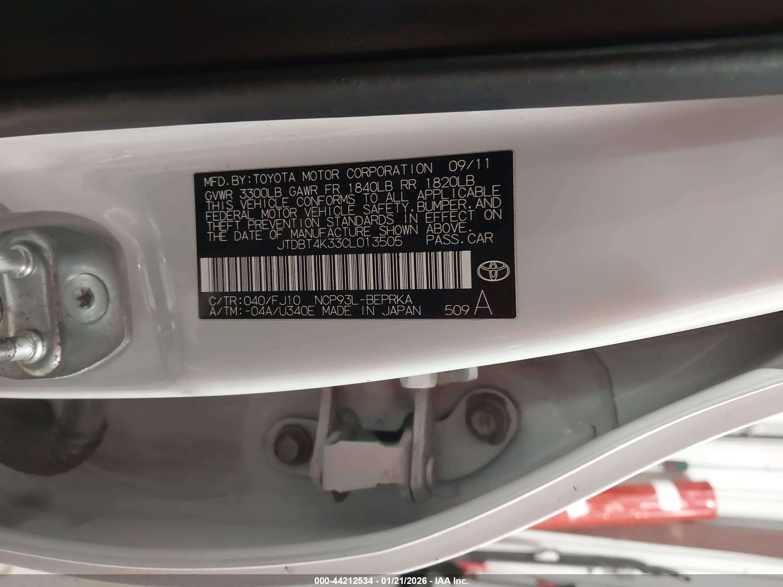 TOYOTA YARIS image 9