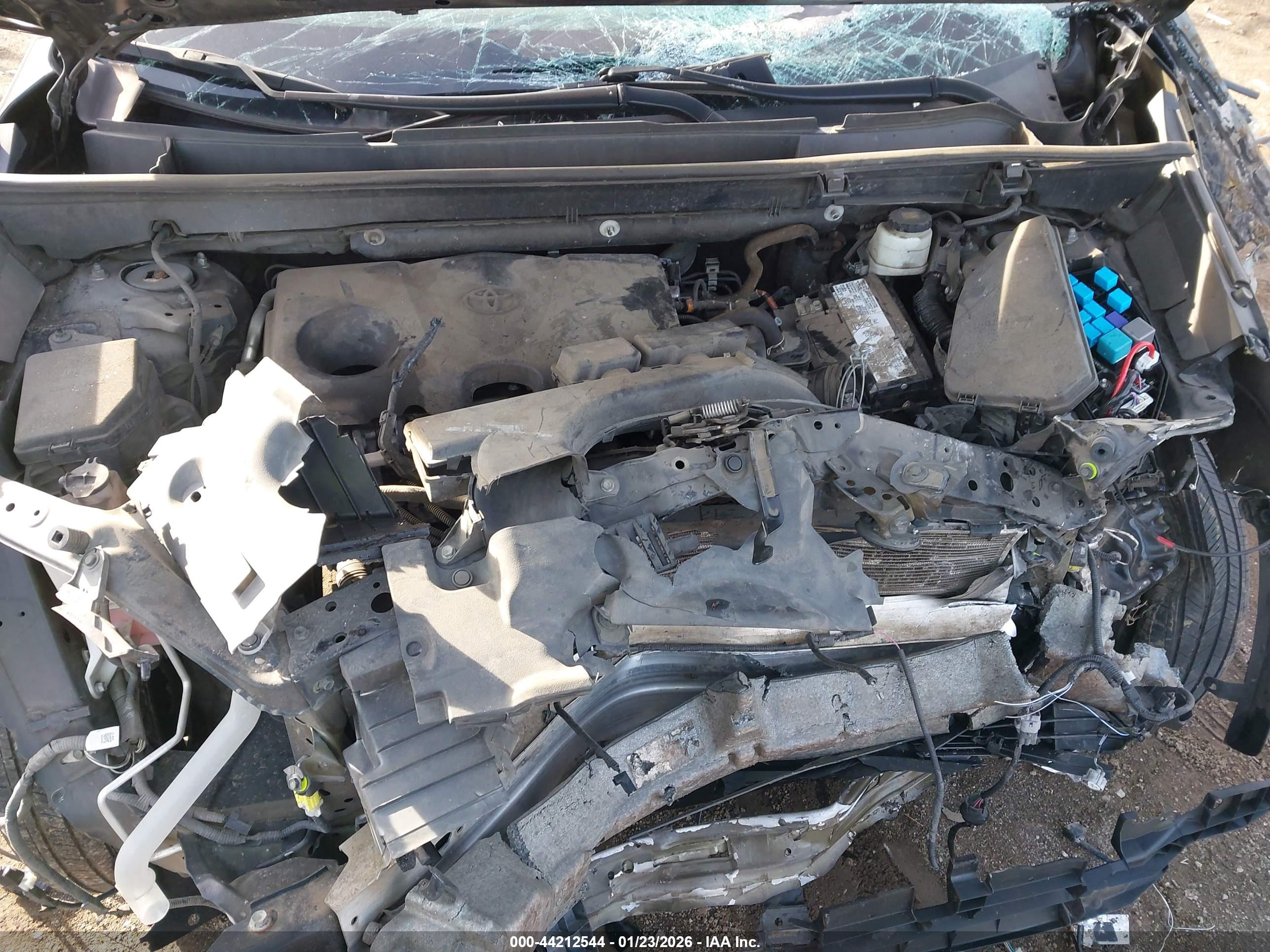 TOYOTA RAV4 image 10