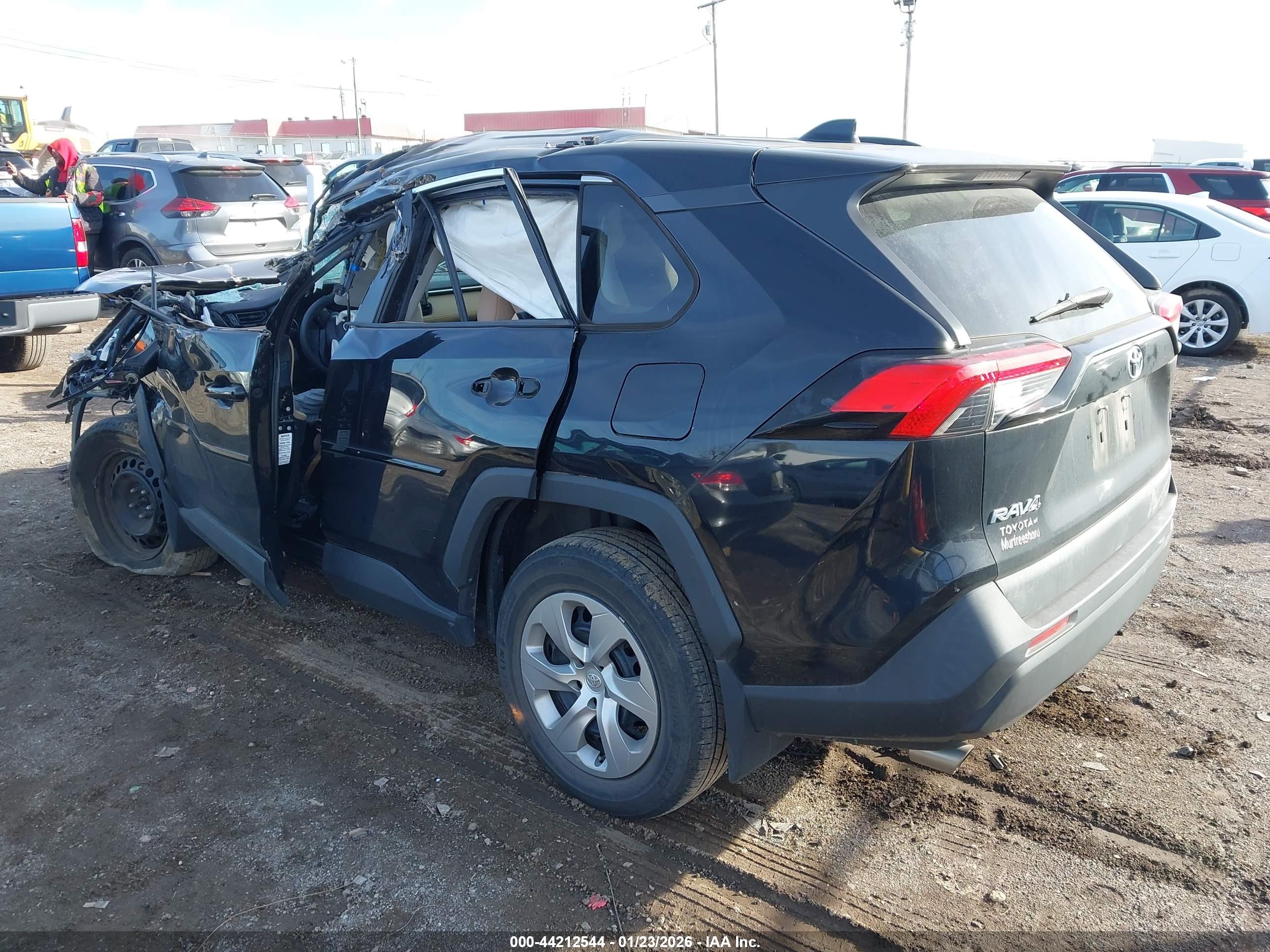 TOYOTA RAV4 image 3