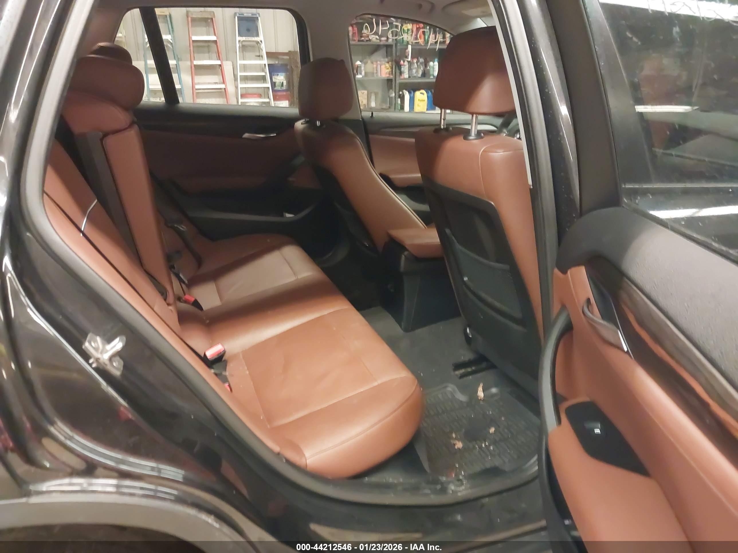 BMW X1 image 8