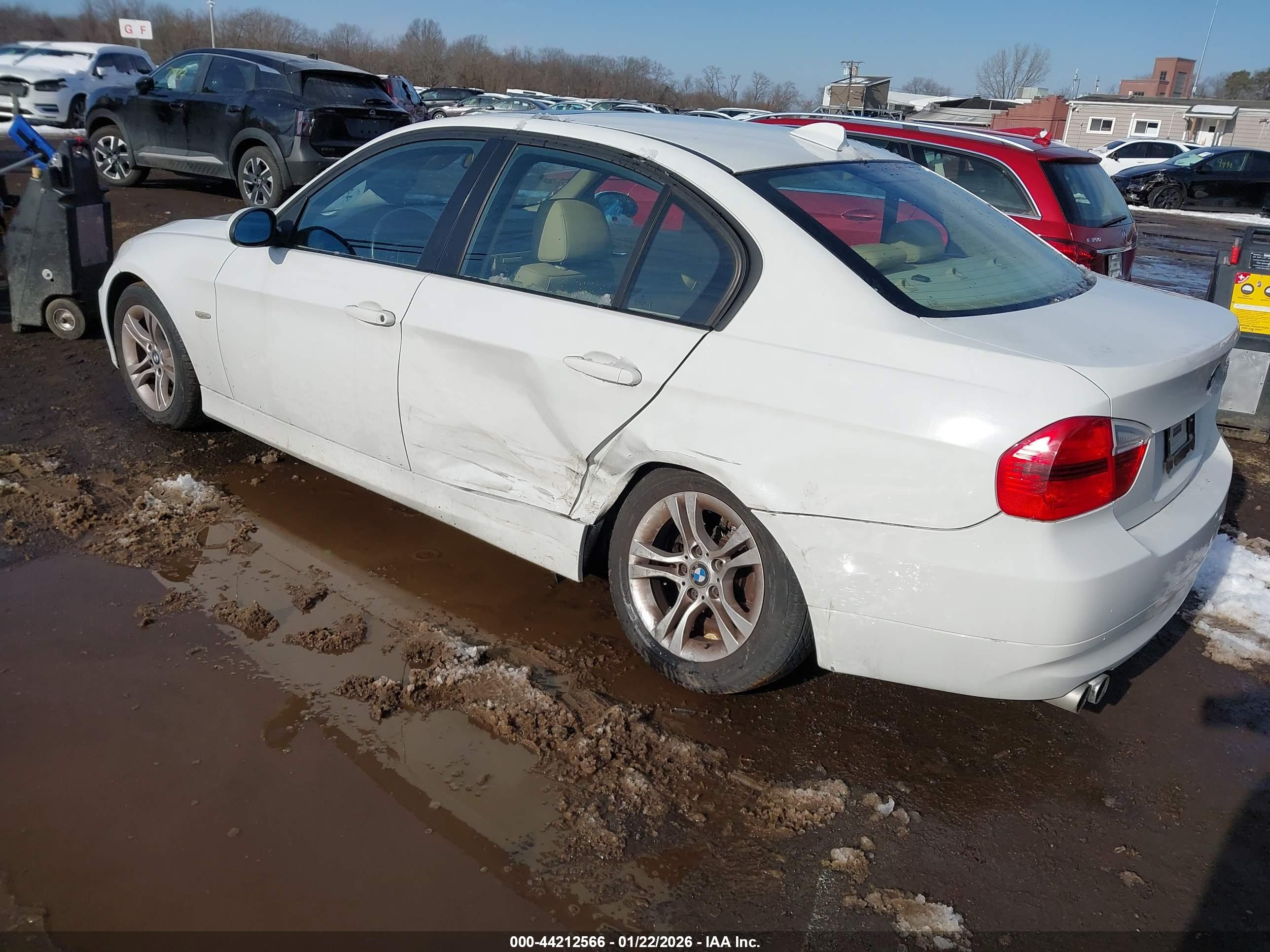 BMW 328I image 3