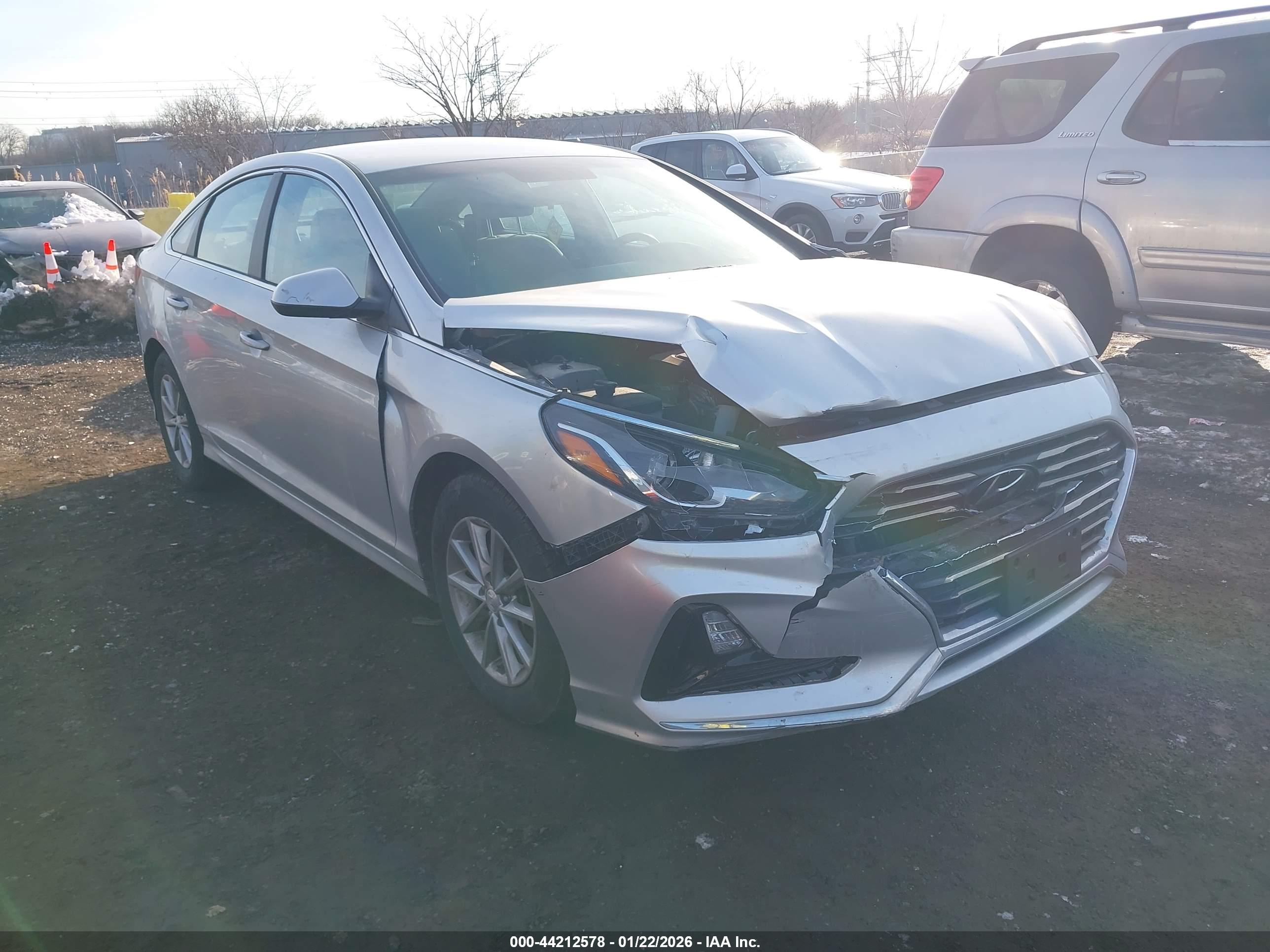 HYUNDAI SONATA image 6