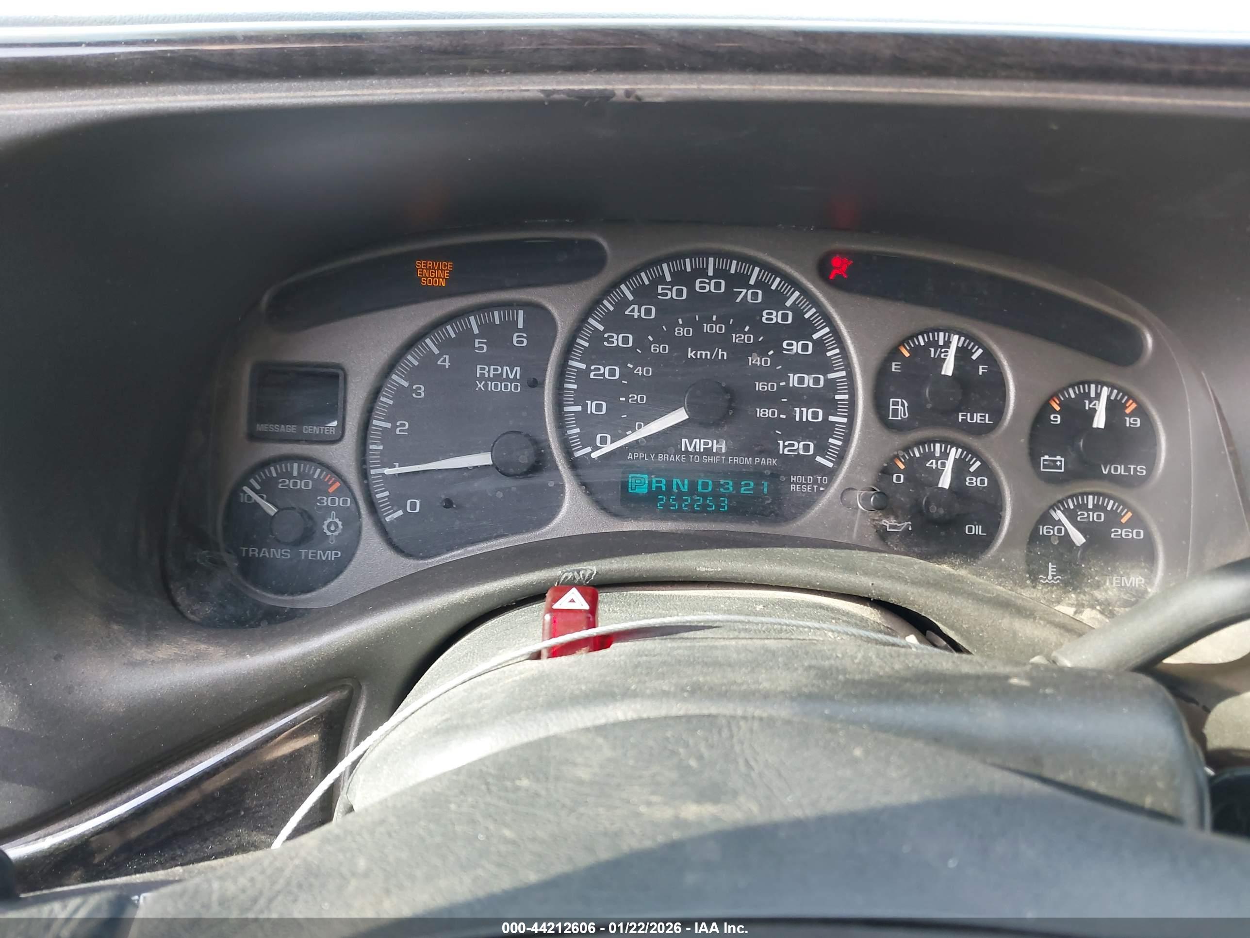 CHEVROLET TAHOE image 7