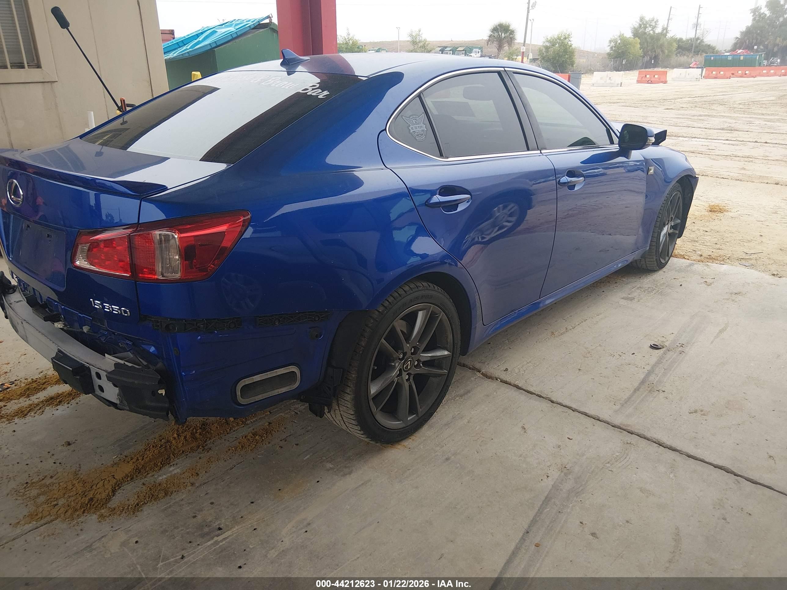 LEXUS IS image 4
