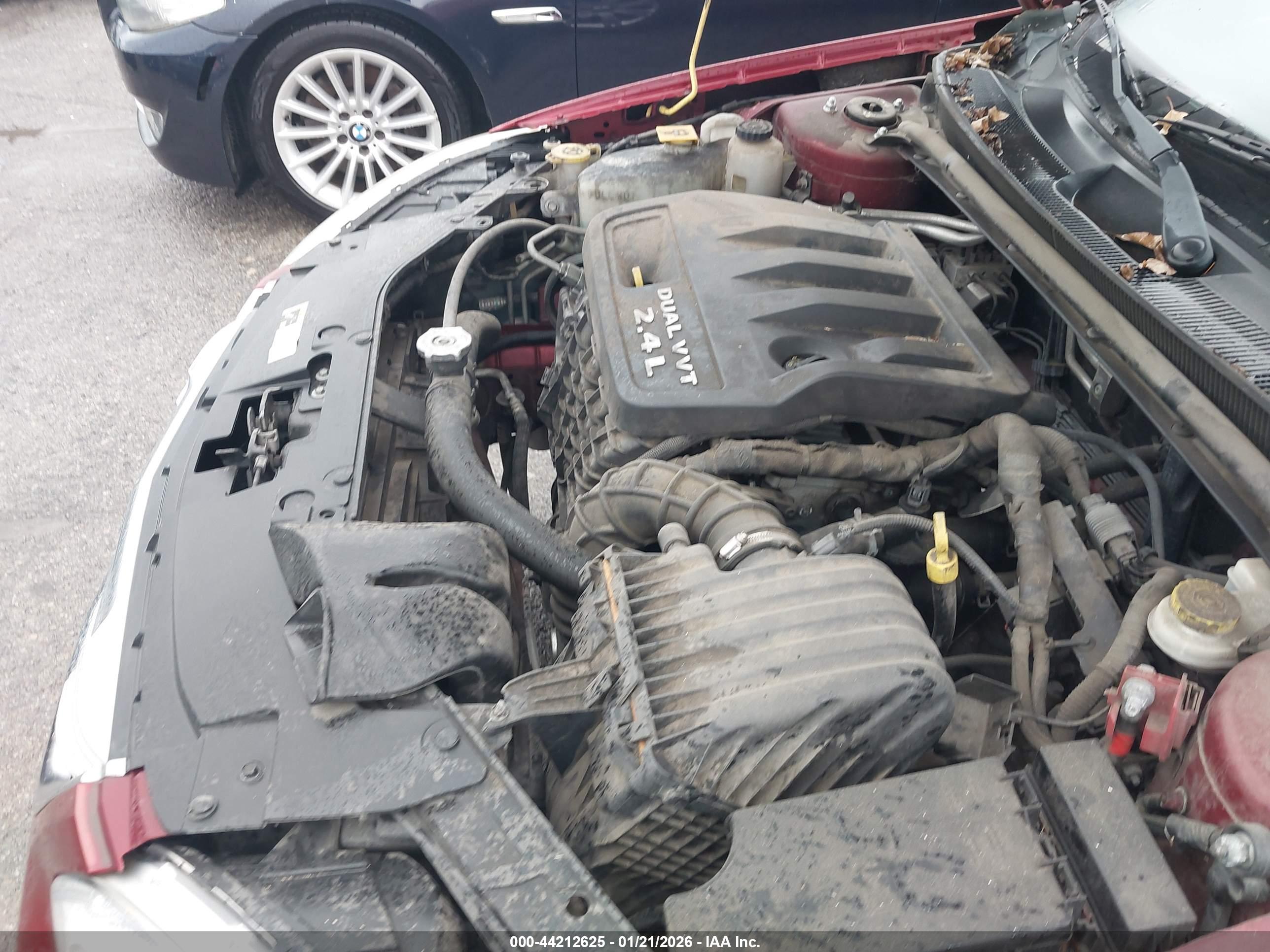 CHRYSLER 200 image 10