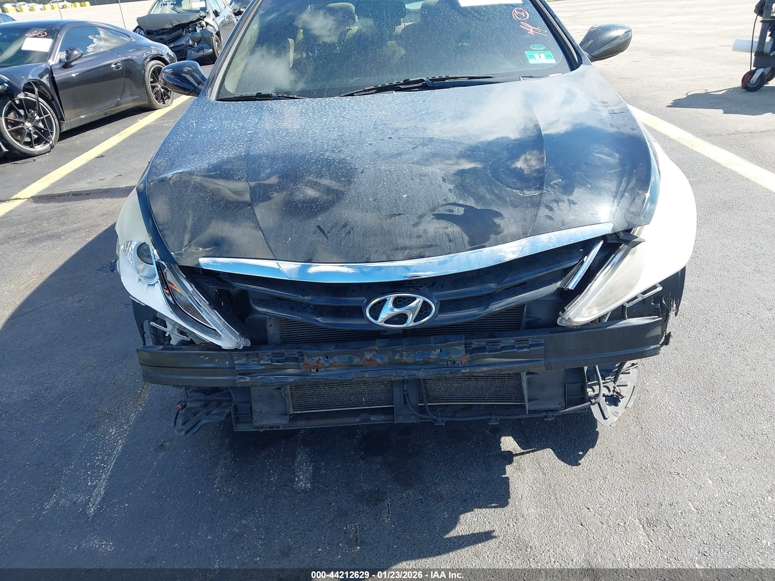 HYUNDAI SONATA image 6