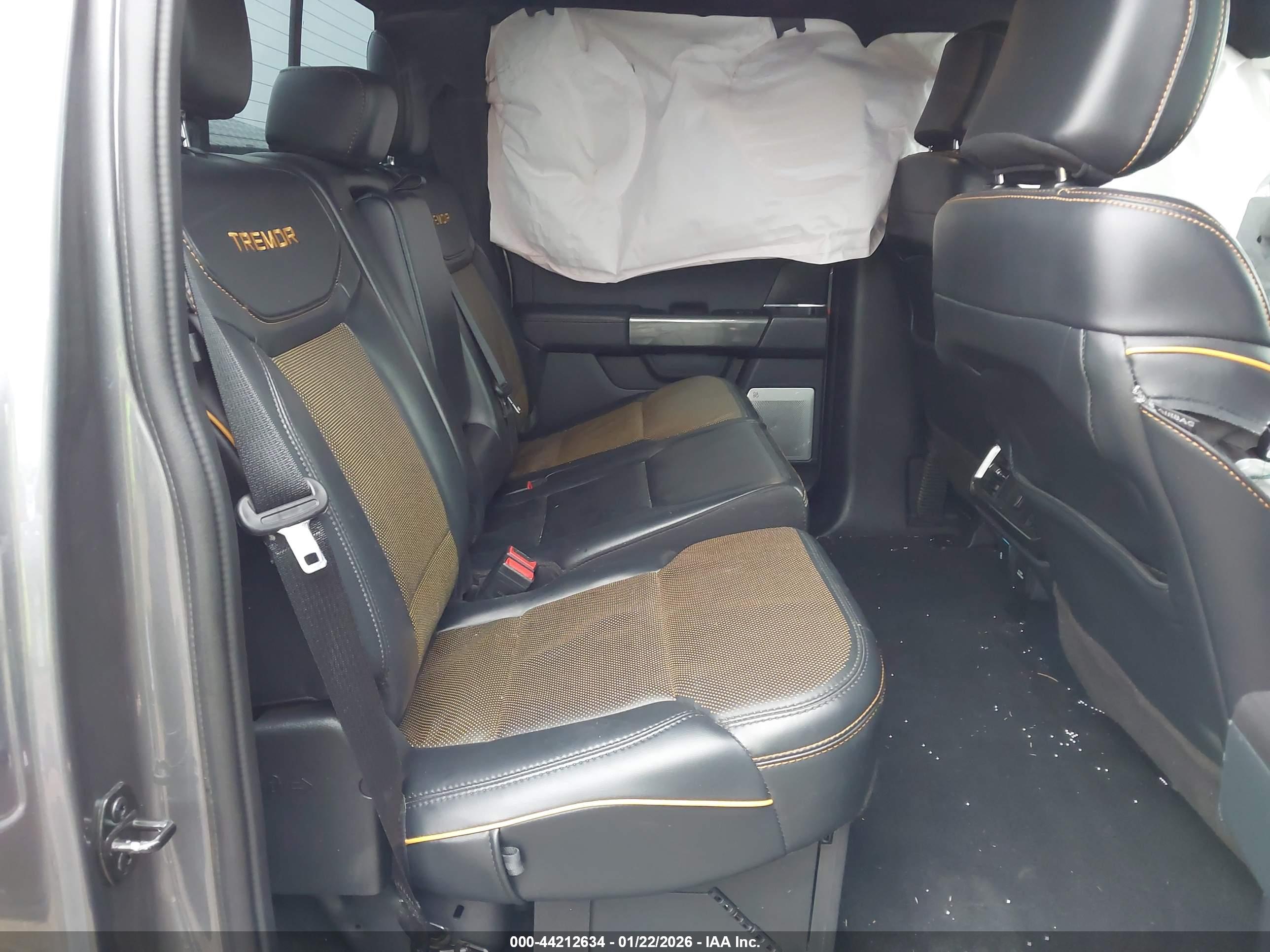 FORD F-150 image 8