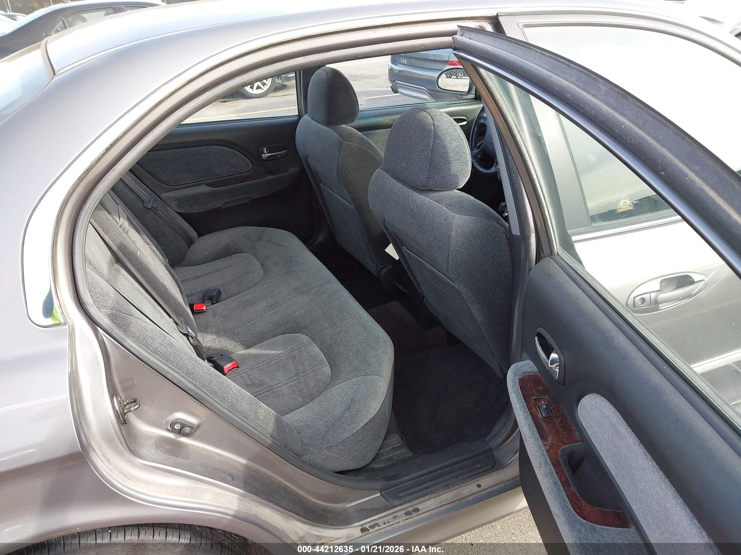 HYUNDAI SONATA image 8