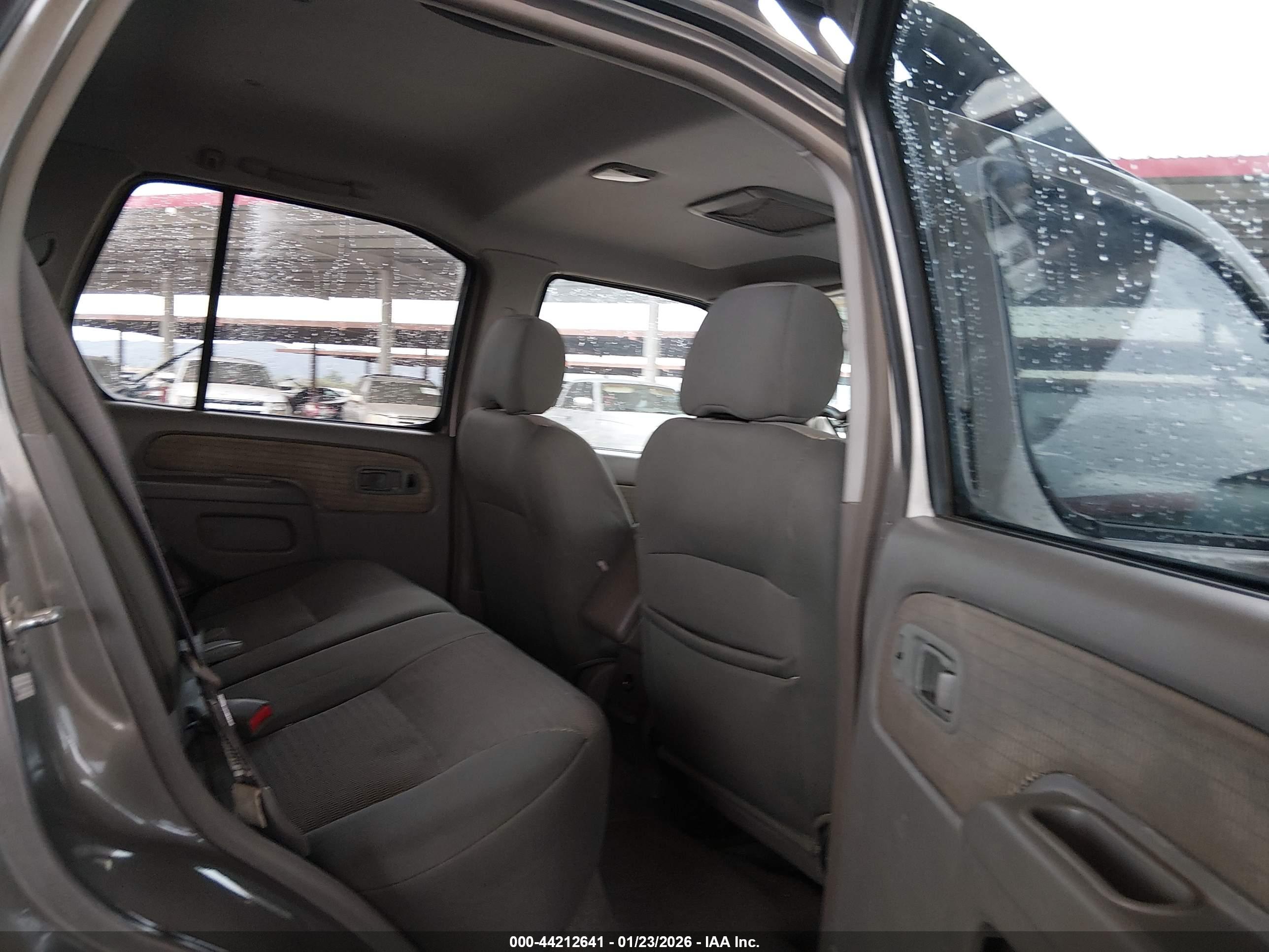 NISSAN XTERRA image 8