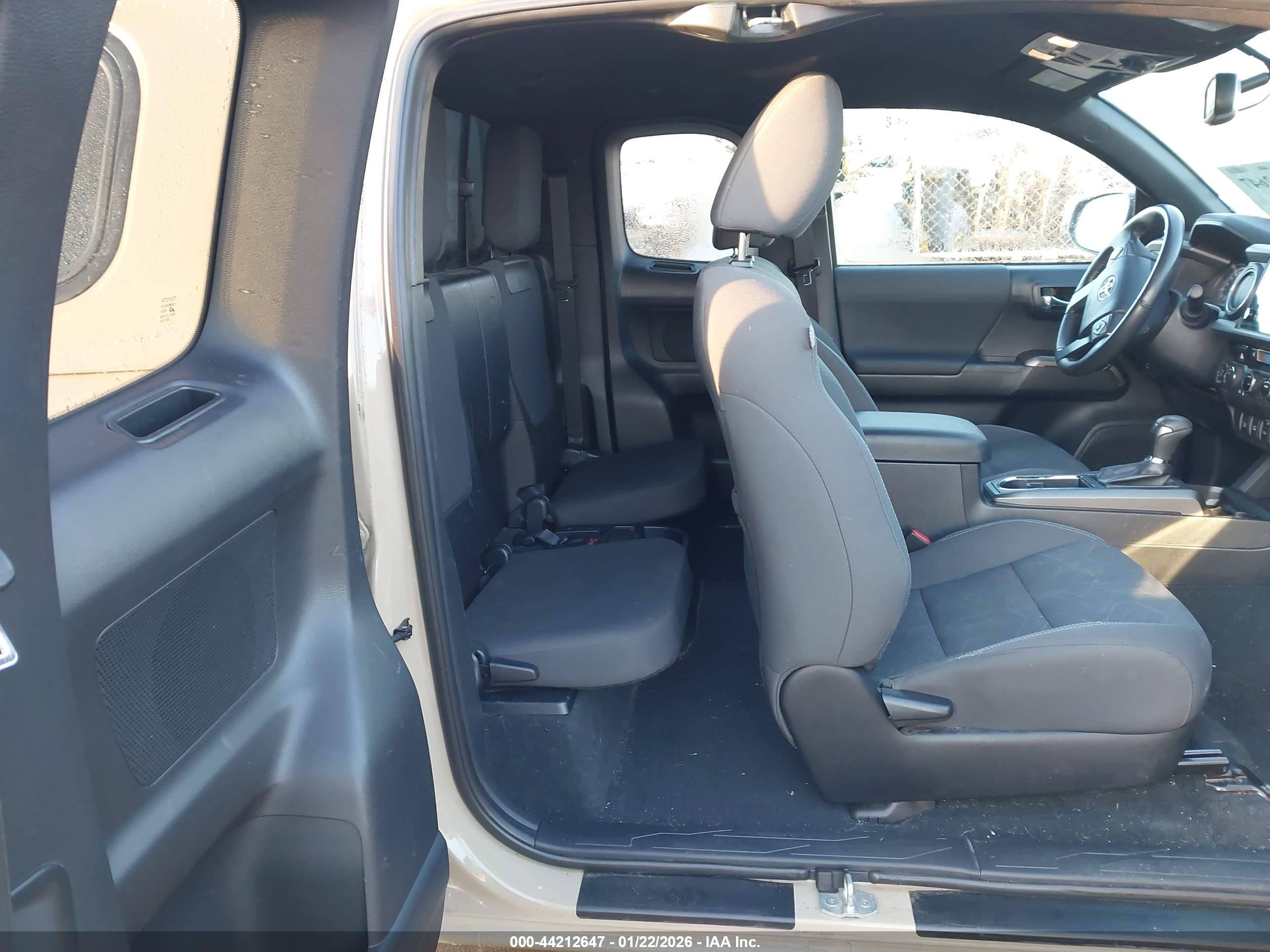 TOYOTA TACOMA image 8