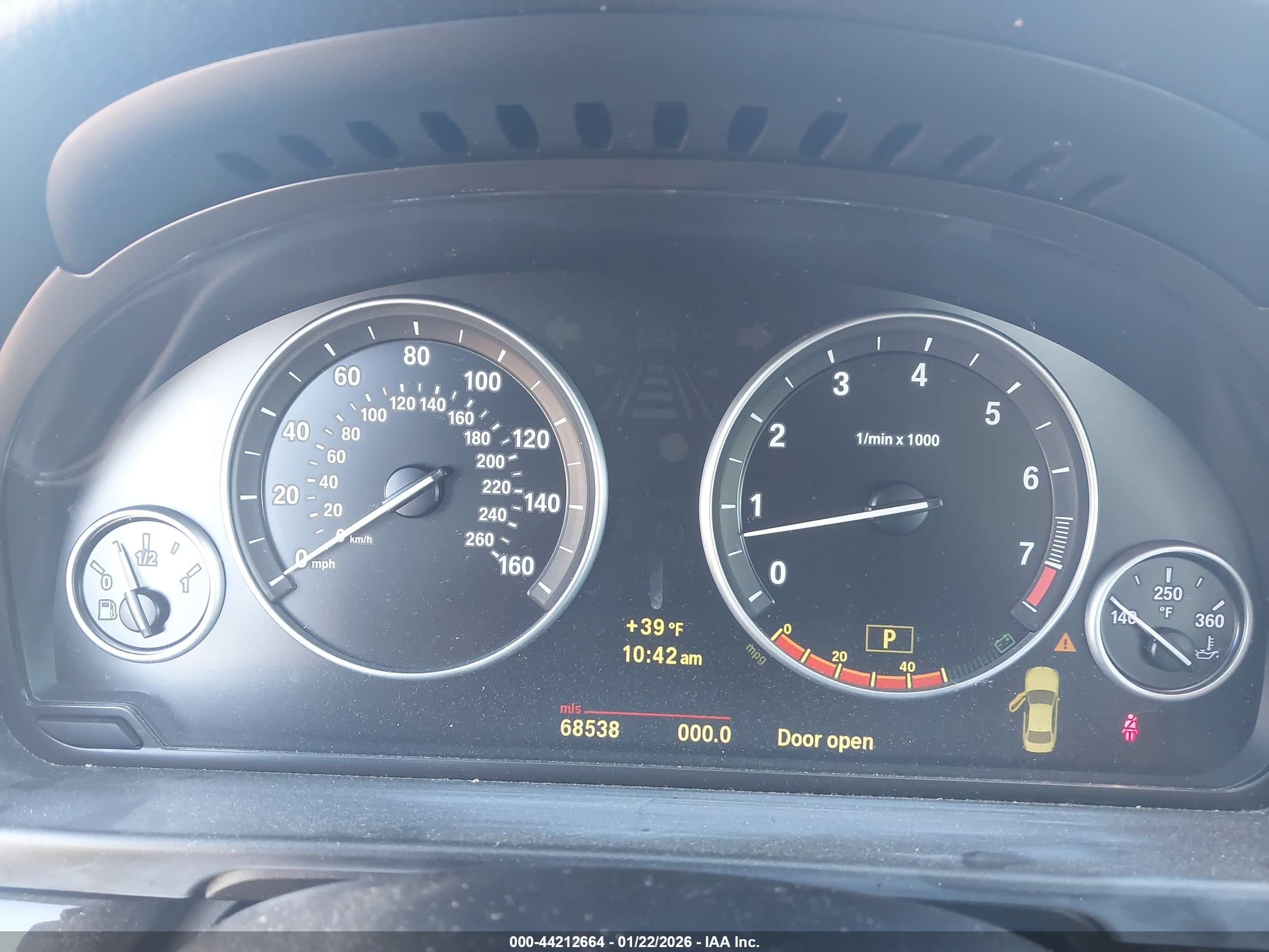 BMW 528I image 7