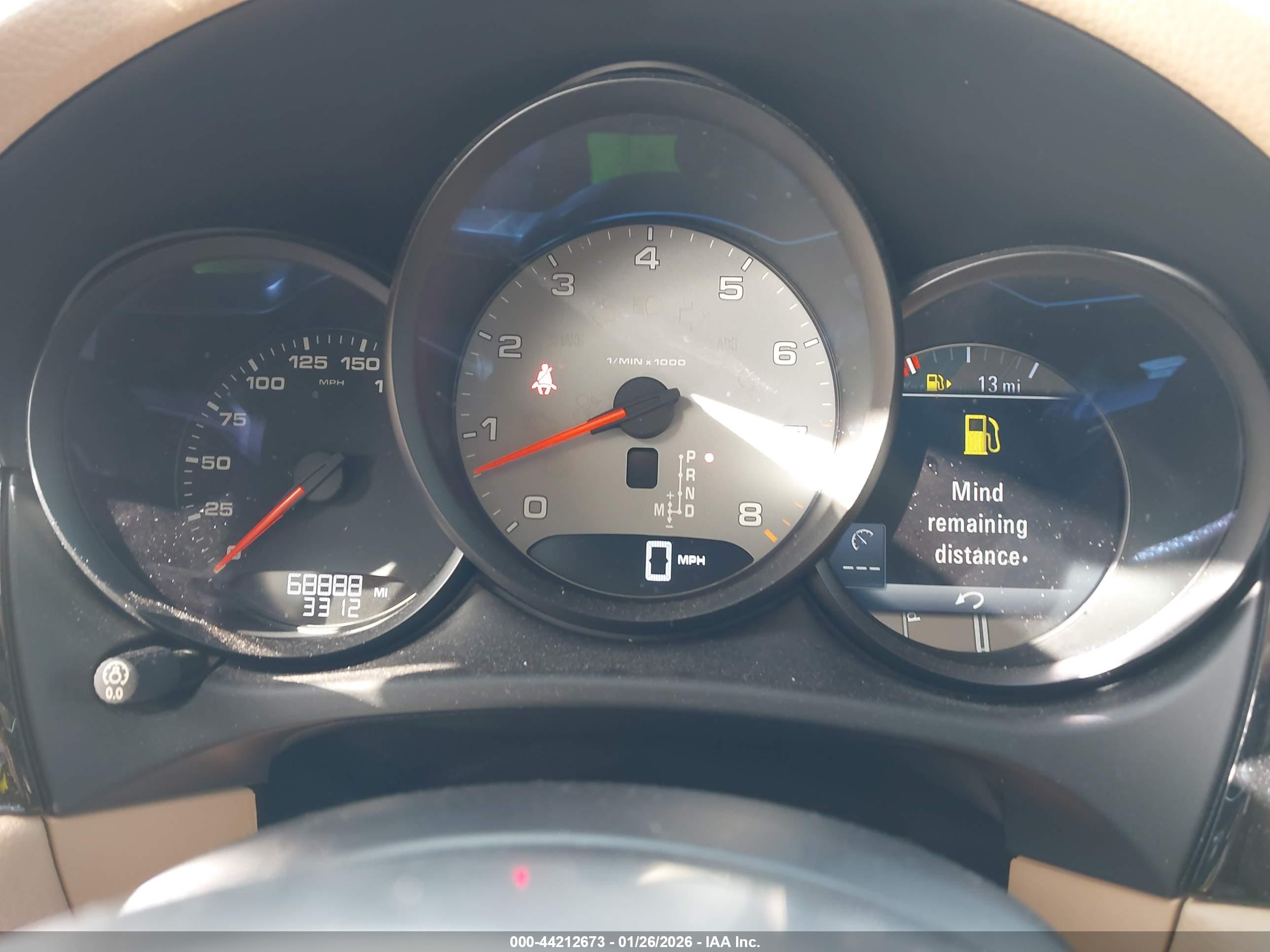 PORSCHE MACAN image 7
