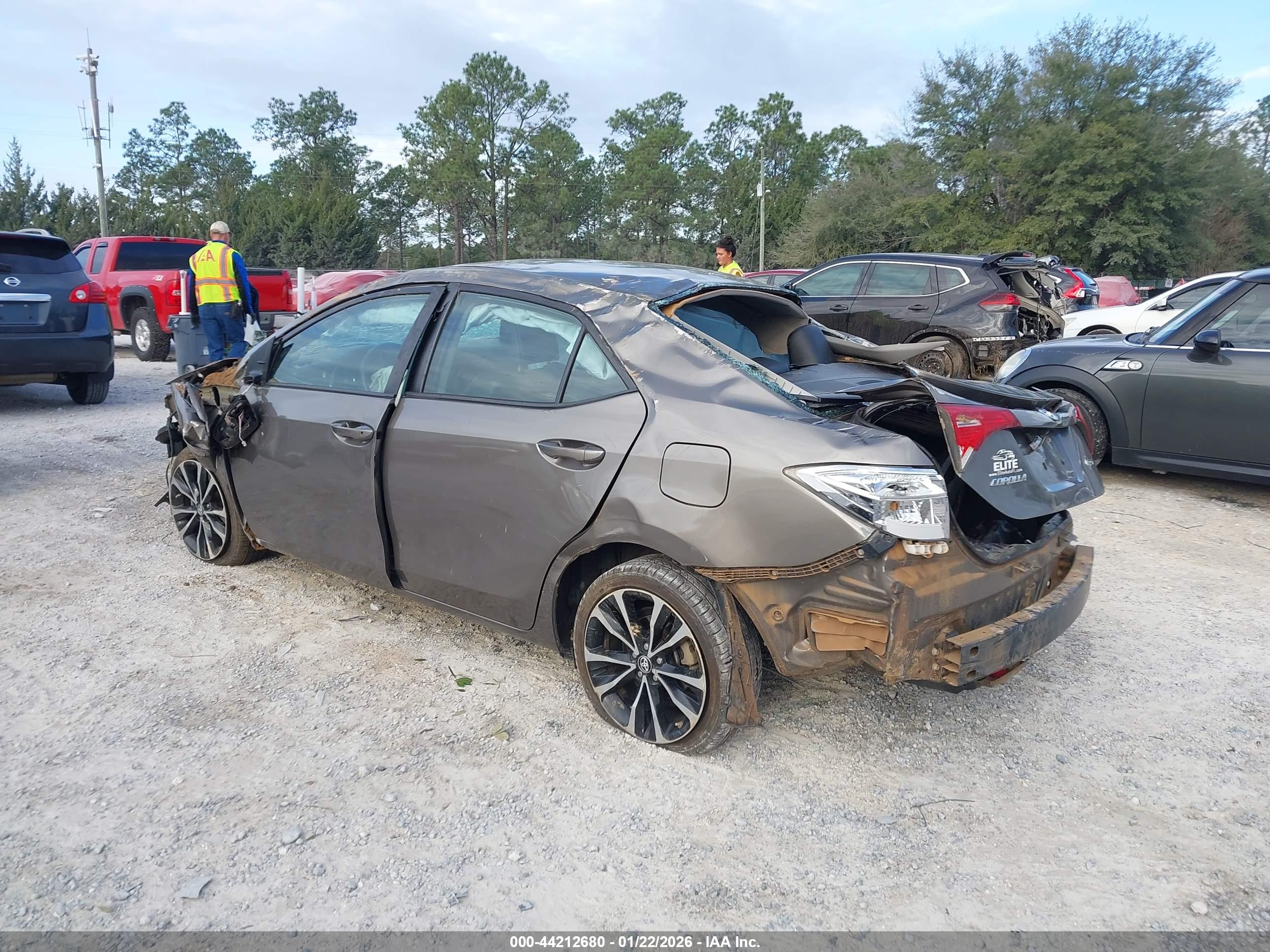 TOYOTA COROLLA image 3