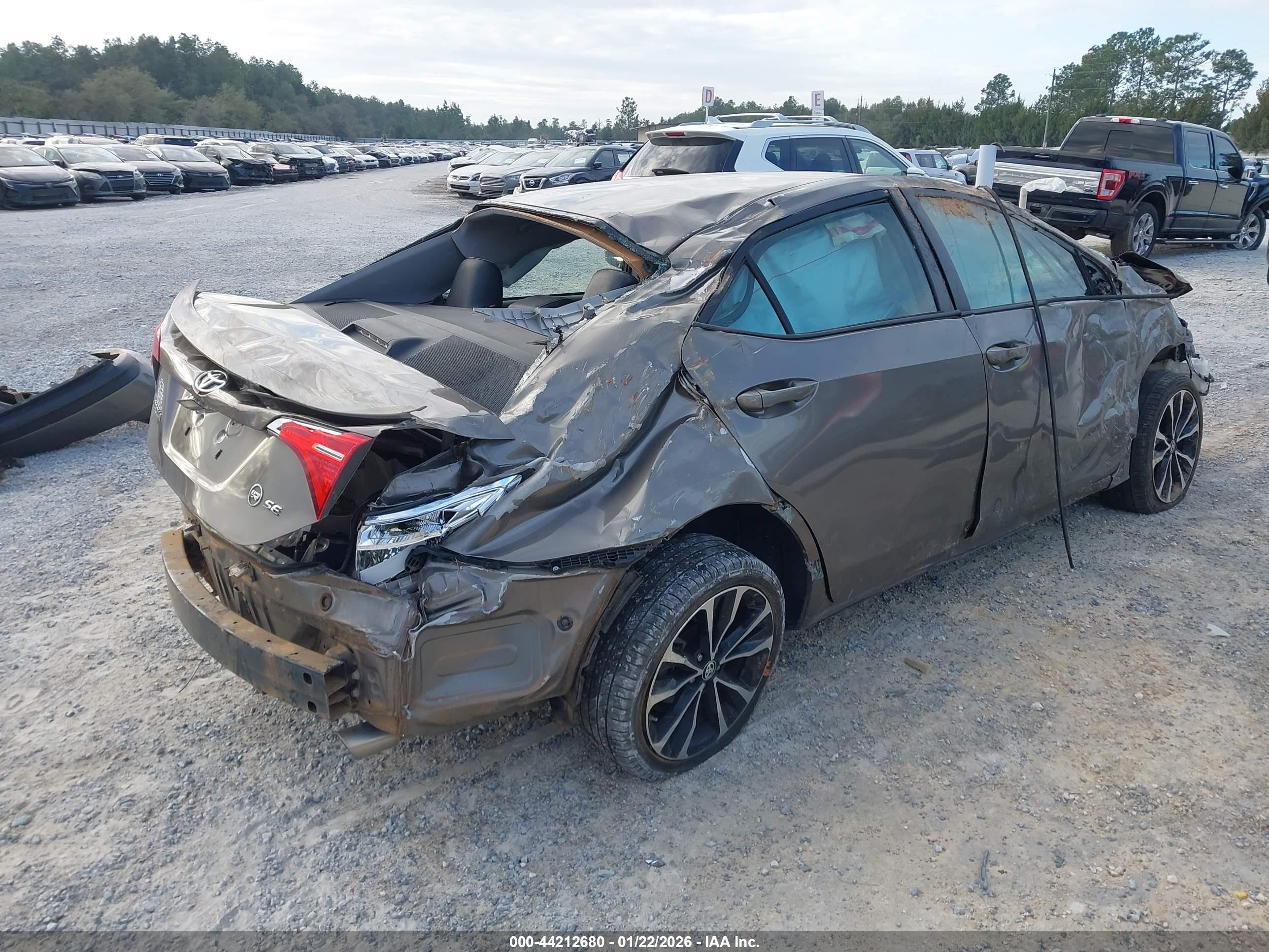 TOYOTA COROLLA image 4