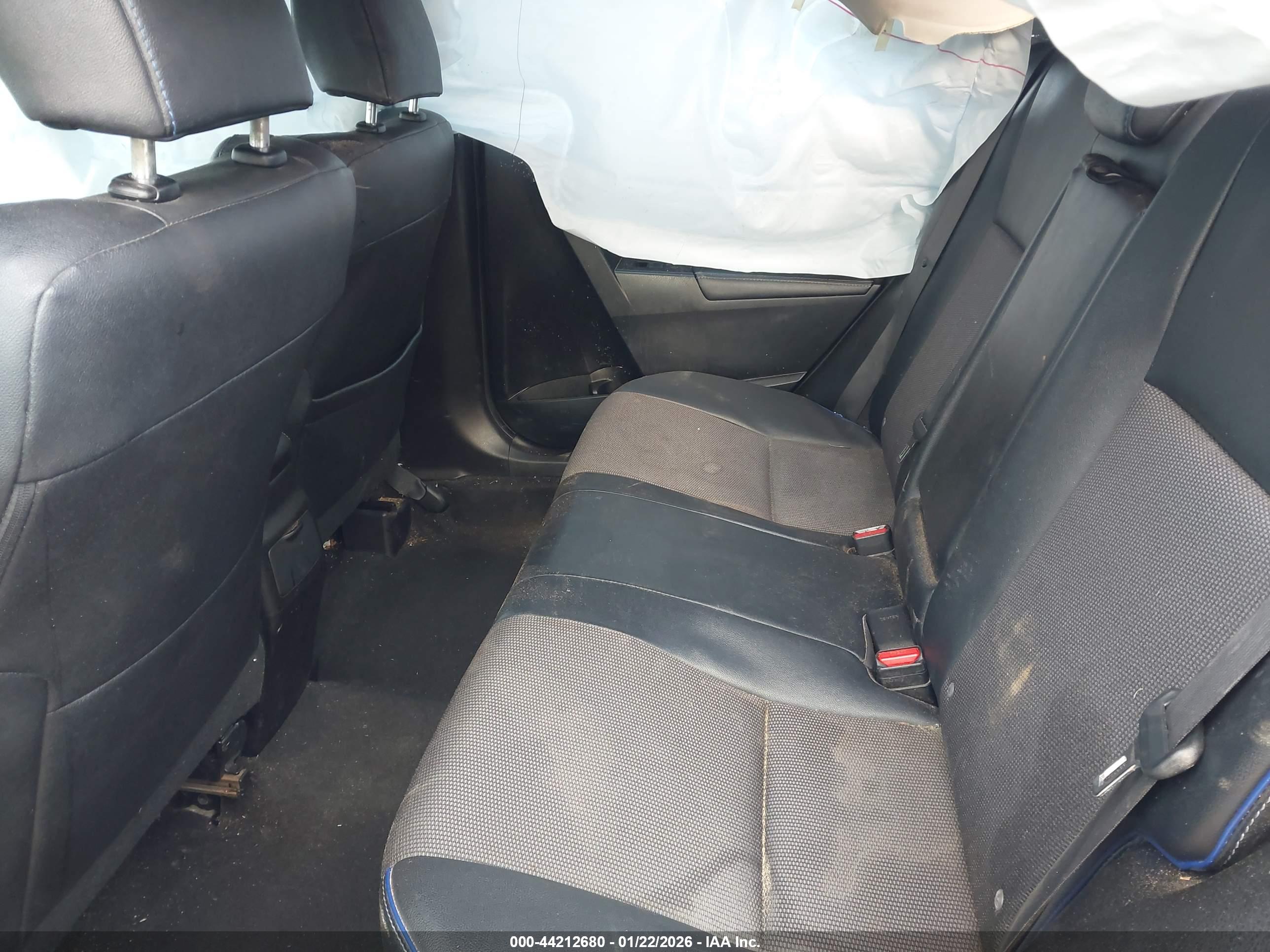 TOYOTA COROLLA image 8