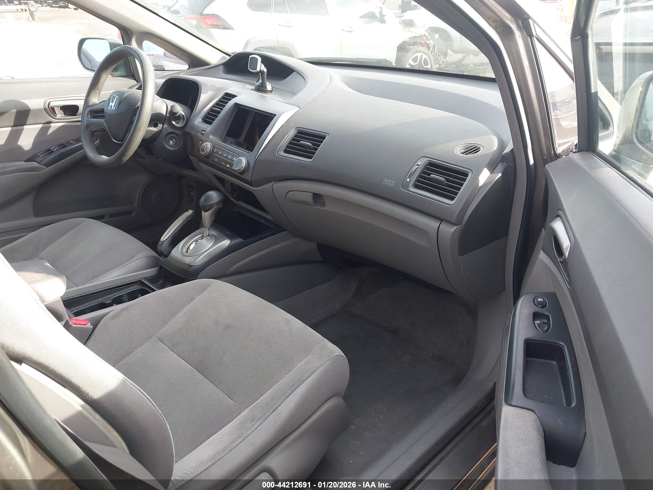 HONDA CIVIC image 5