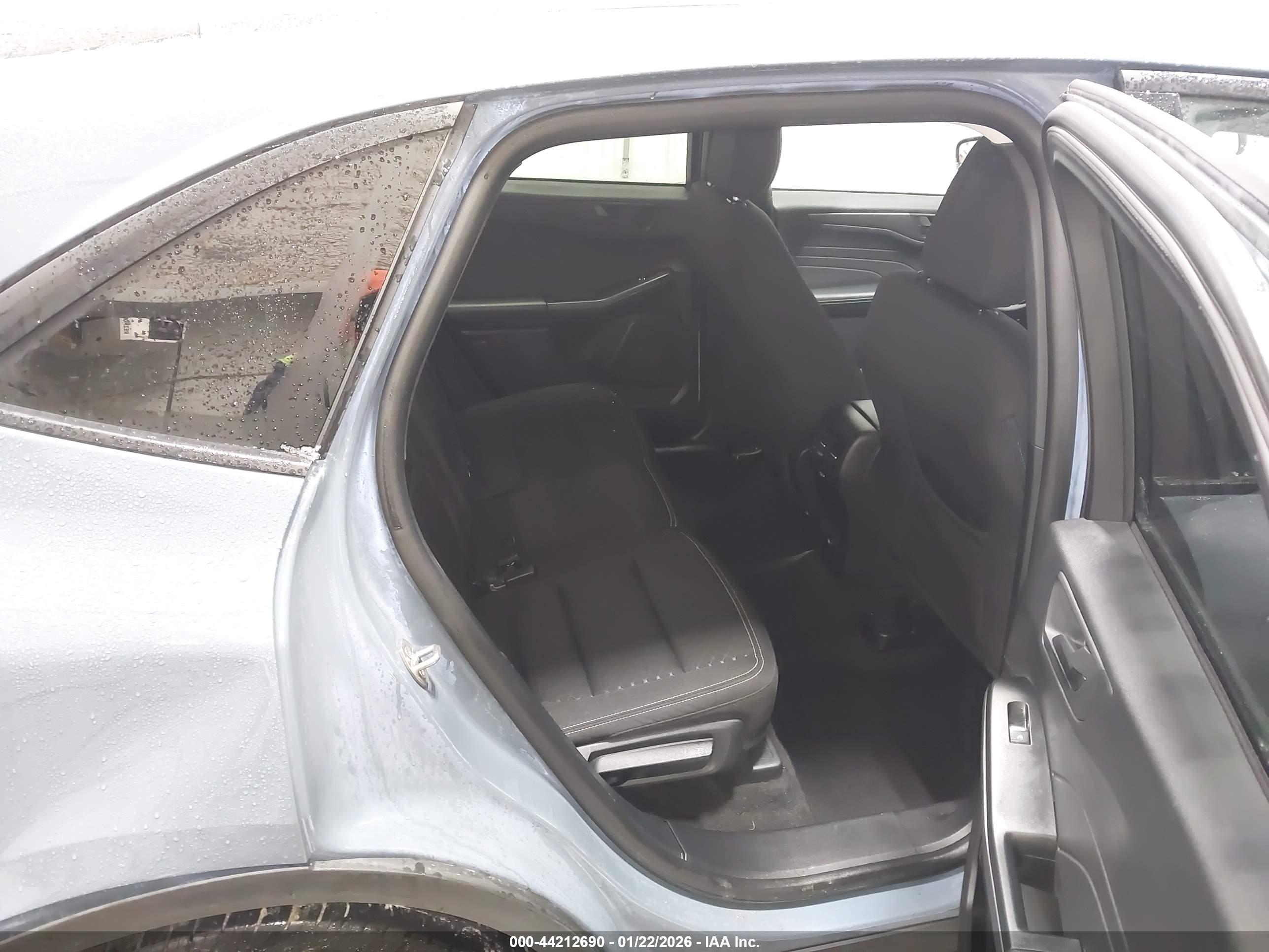 FORD ESCAPE image 8