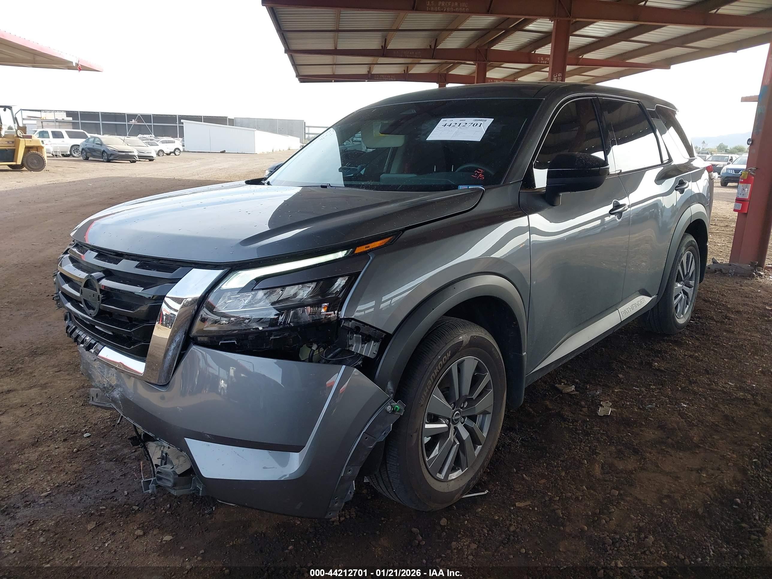 NISSAN PATHFINDER image 2