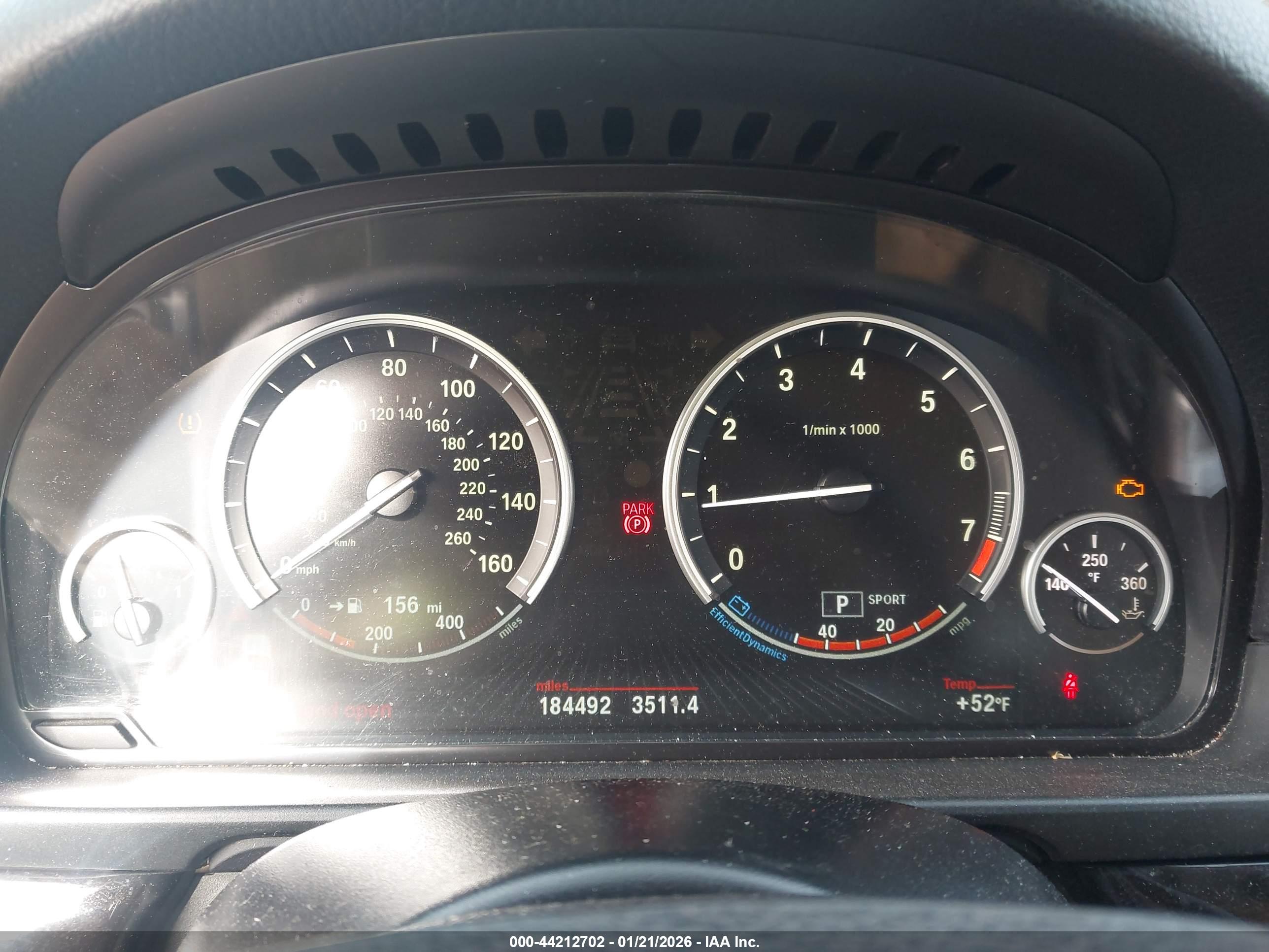 BMW 528I image 7