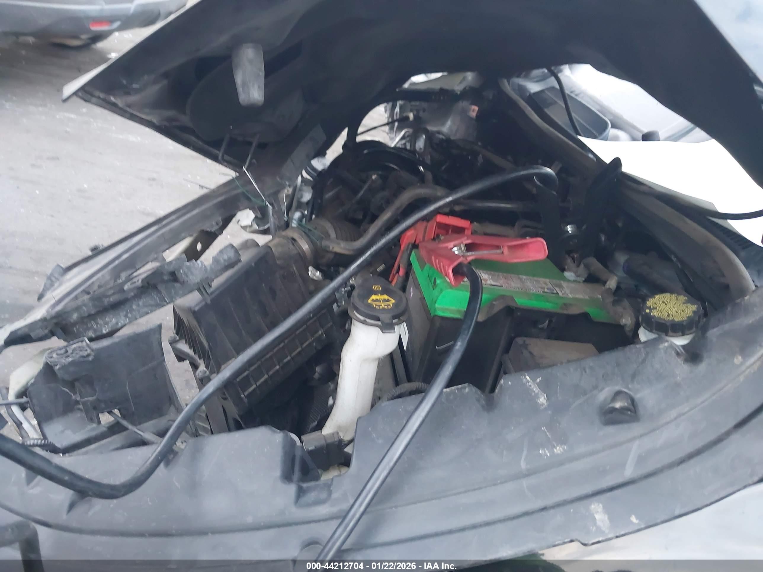 FORD FIESTA image 10