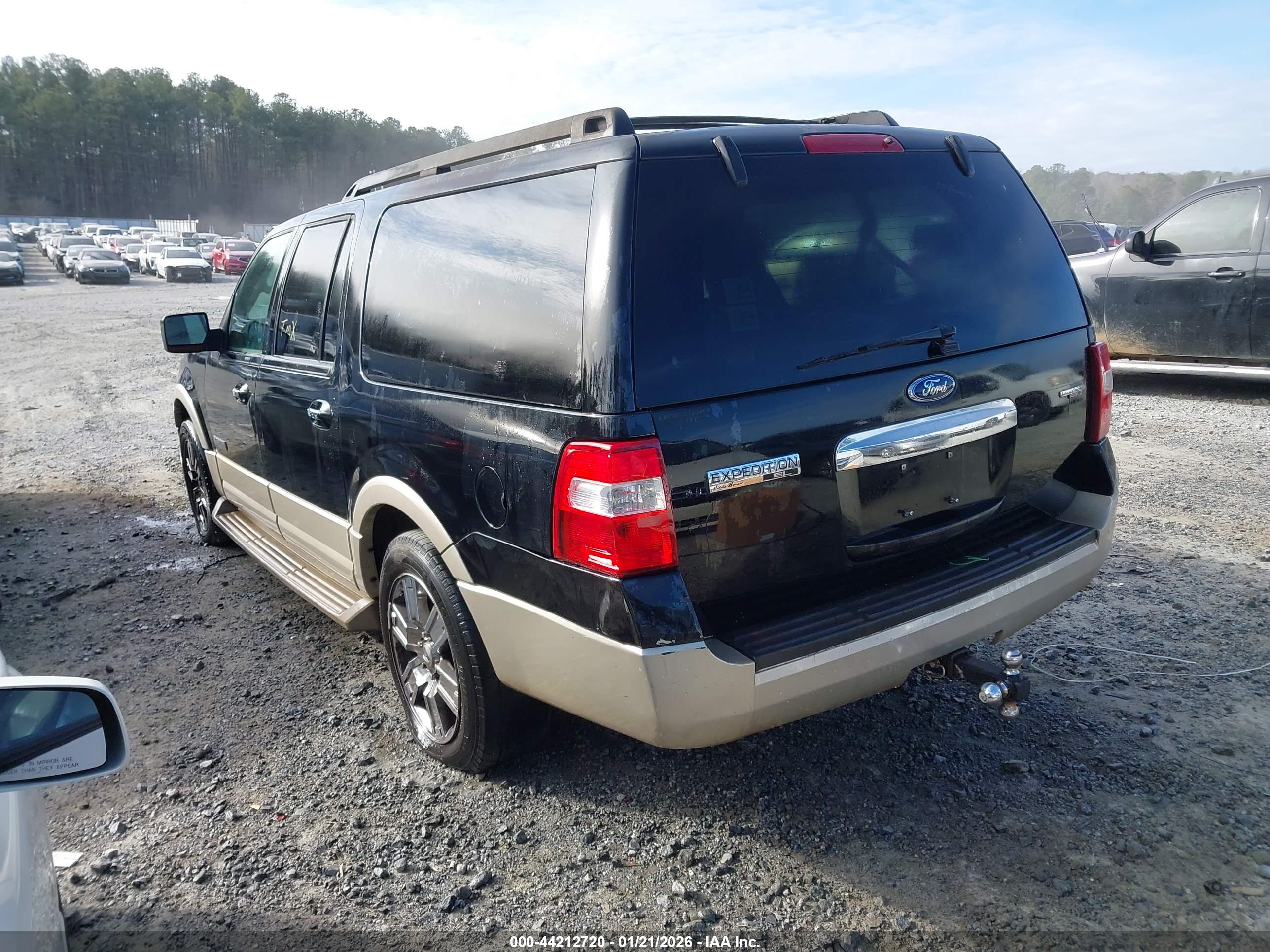 FORD EXPEDITION image 3