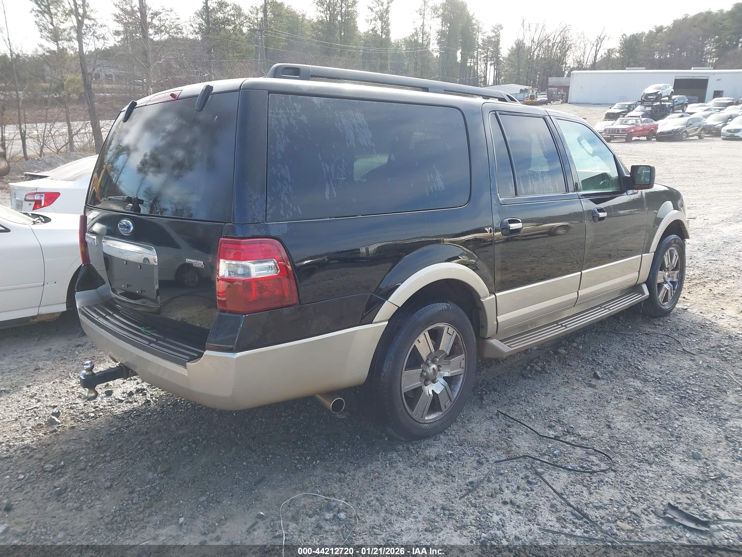 FORD EXPEDITION image 4