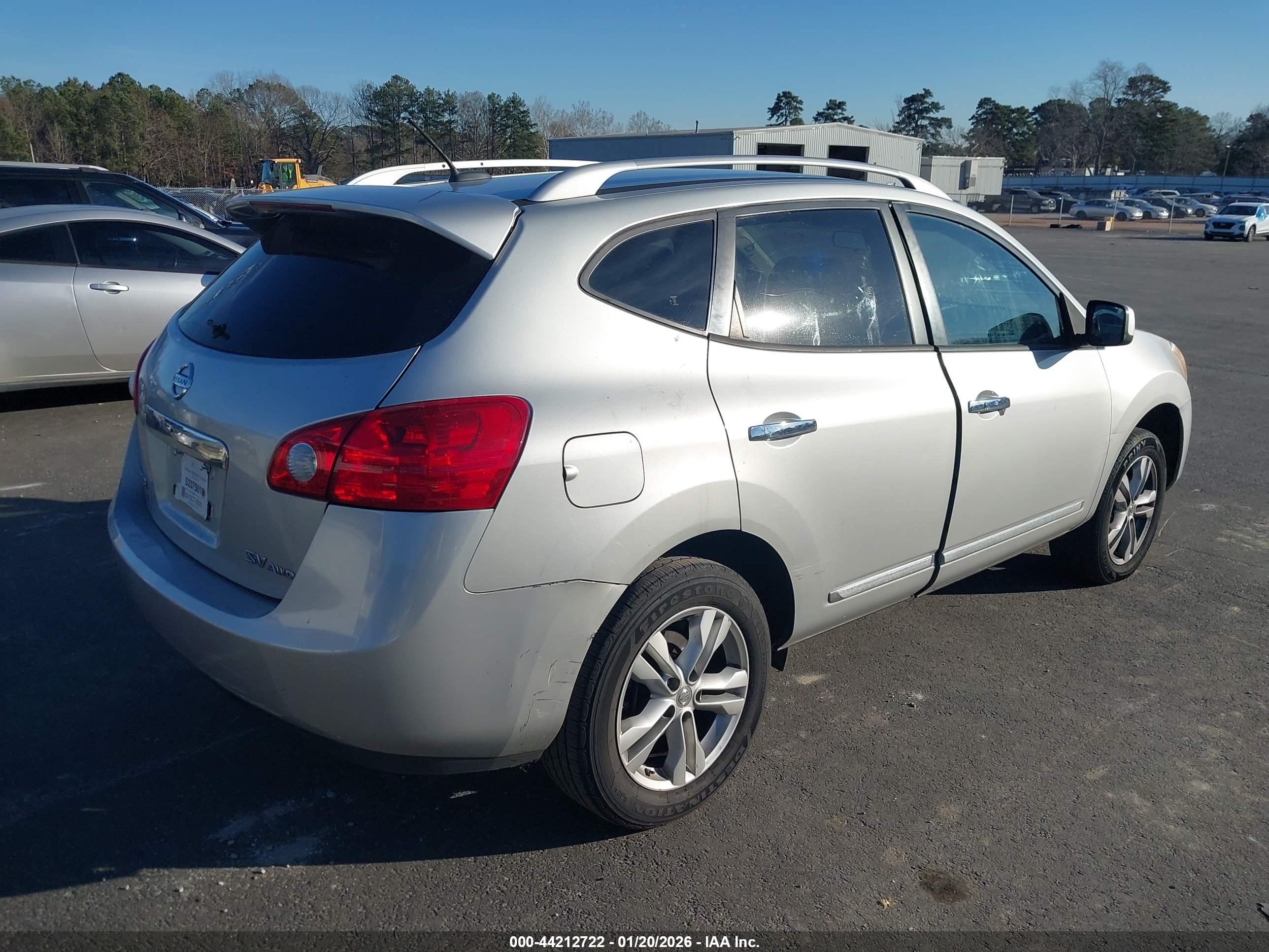 NISSAN ROGUE image 4