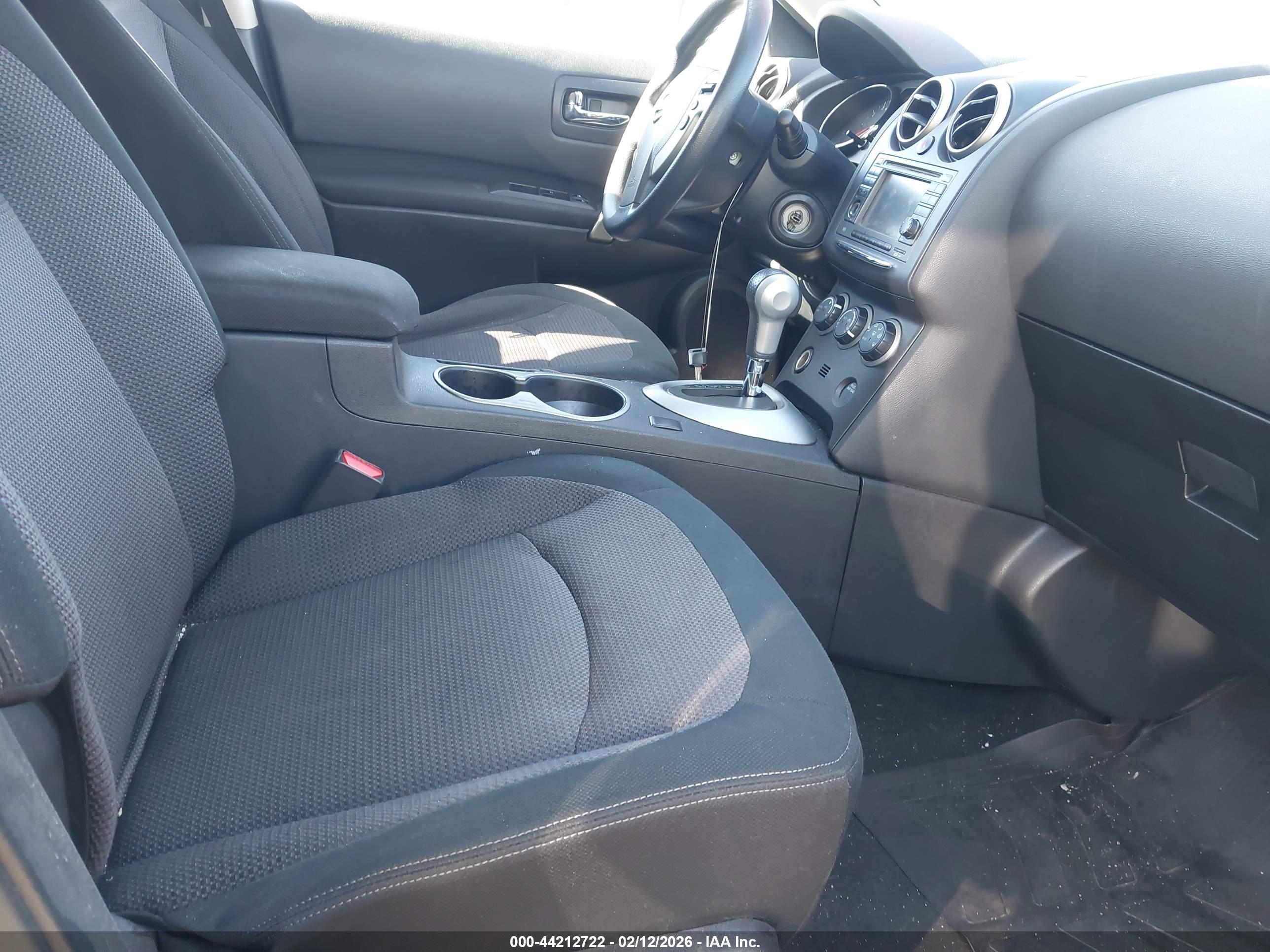 NISSAN ROGUE image 5