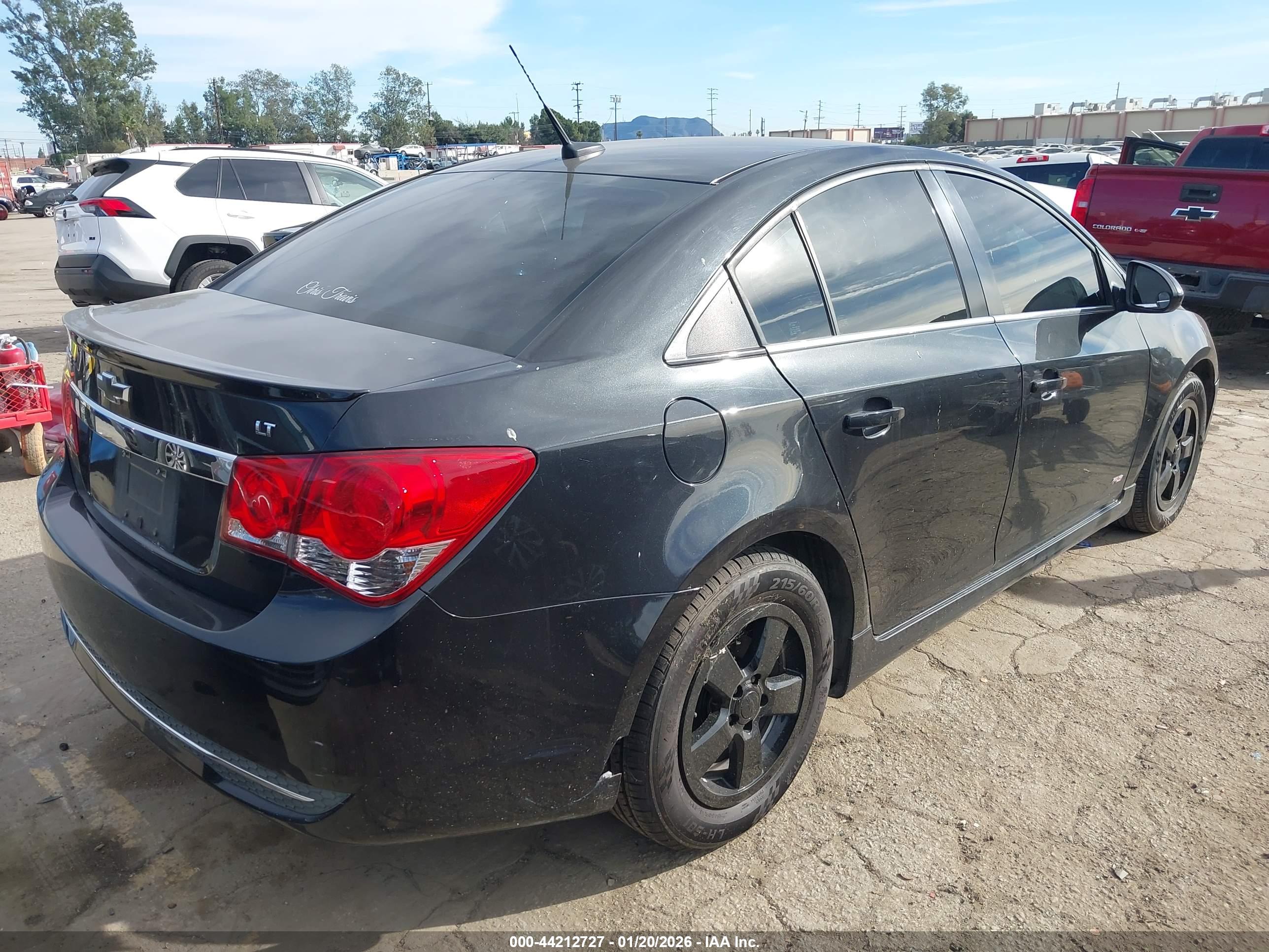 CHEVROLET CRUZE image 4